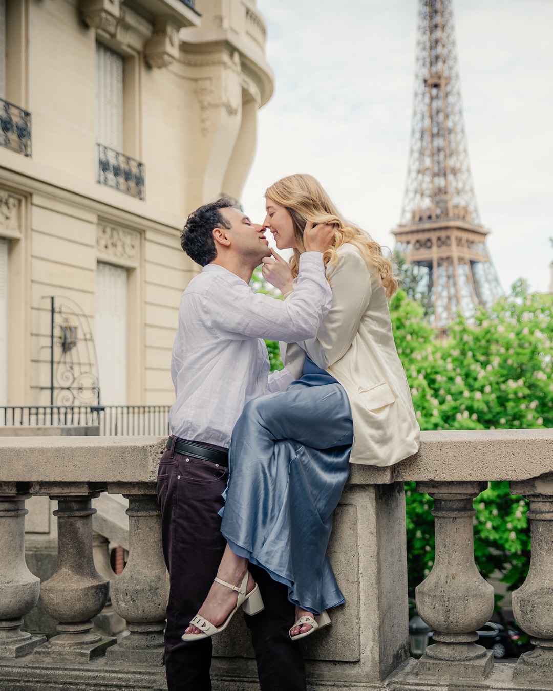 Let’s kick off the 2026 photoshoot season! ✨
Tiana & Sasha in Paris, captured almost exactly this time last year. A beautiful reminder that the season of love and memories is starting again.
📩 hugochuphoto@gmail.com
🌐 hugography.com