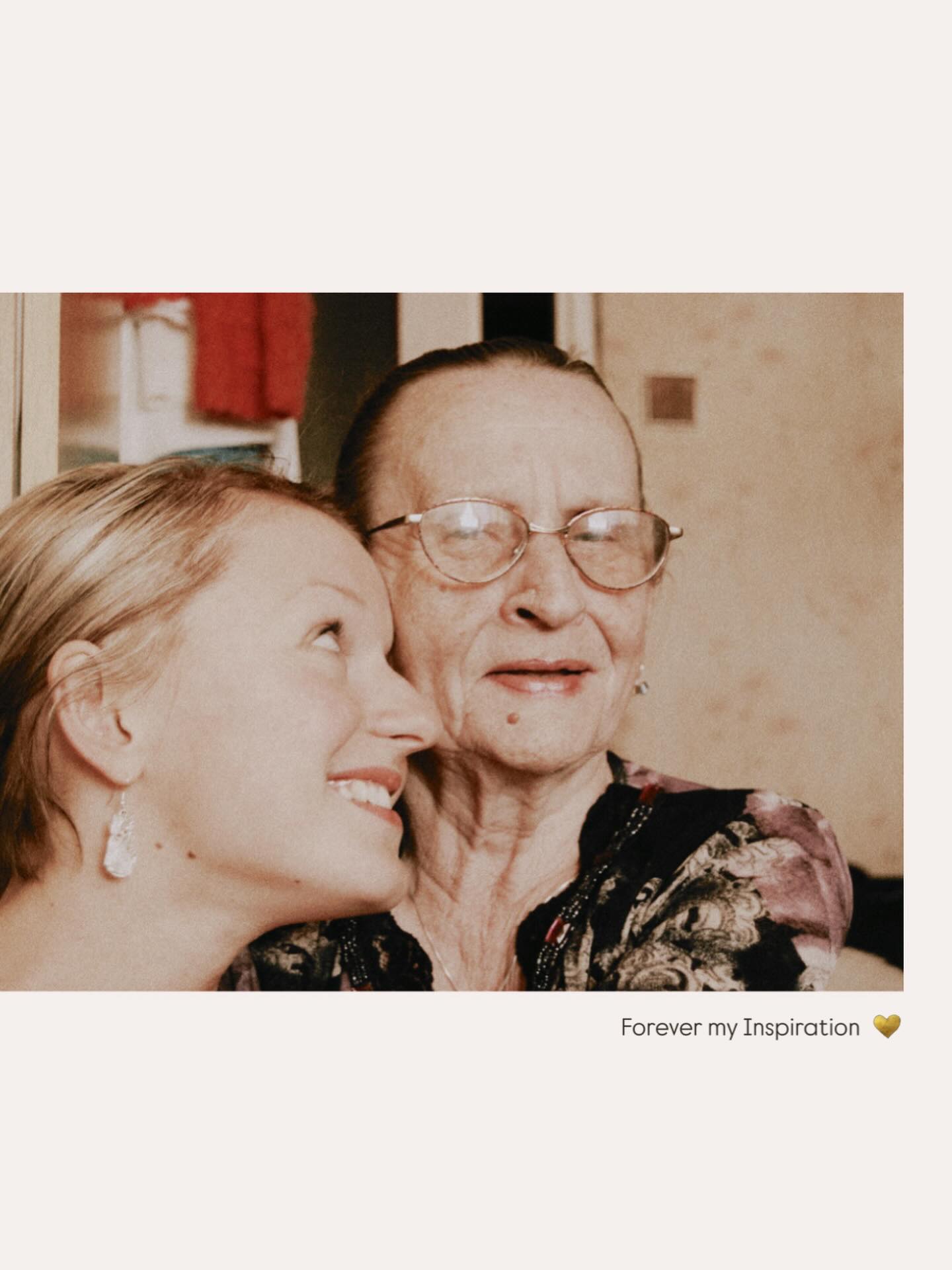 My grandma — the most important woman in my life ❤️
She’s been gone for 10 years, but I know she still watches over me. Everything I am today, and even La Mano, exists because of her love, strength and guidance.
On this Women’s Day, I wish every woman the same strength, courage and perseverance ❤️