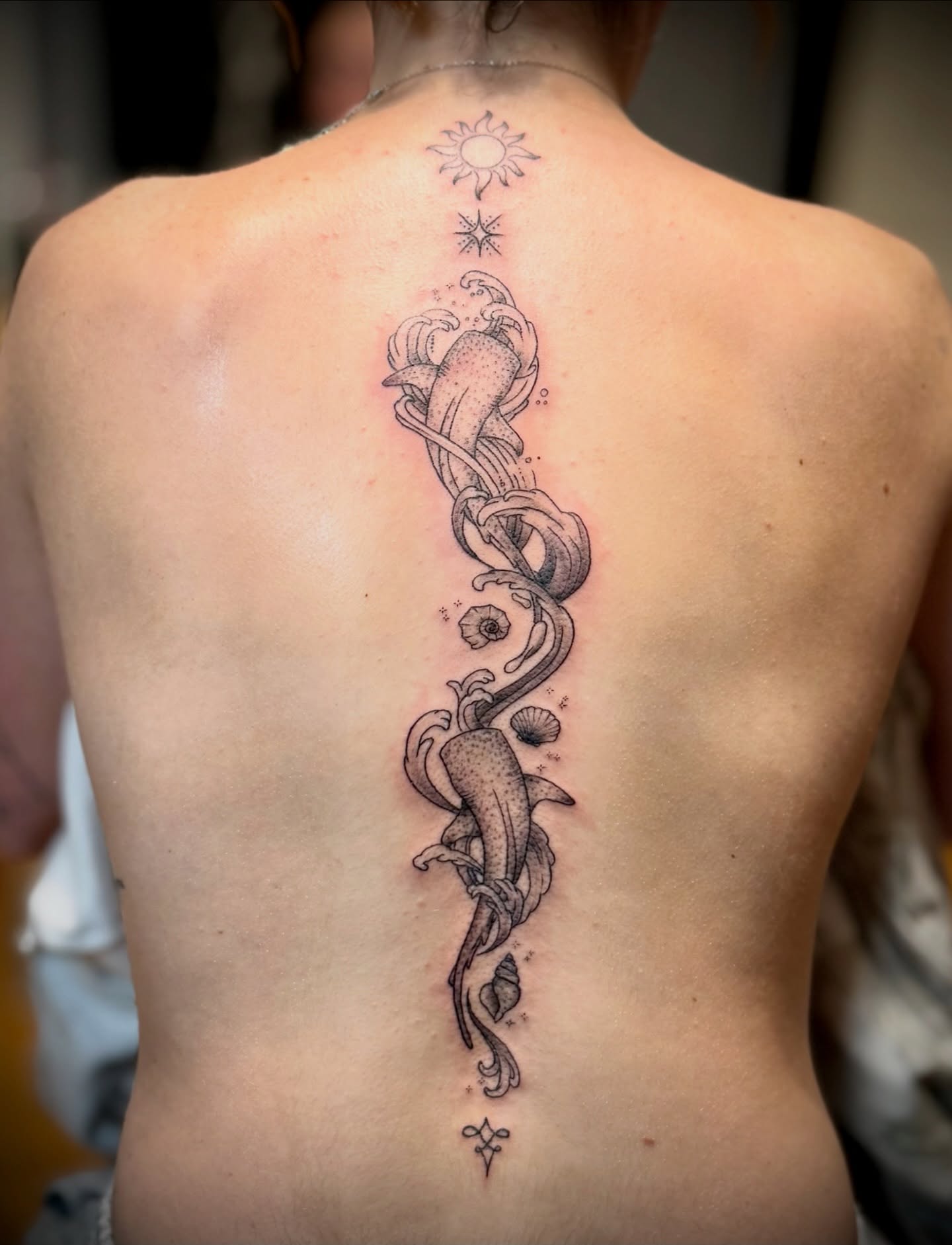 Elegant whale sharks for @anna.fernald11
Done by @kayy.tattoos 🦈
.
Book via link in bio
.
.
.
.
.
.
.
.
.
#spinetattoo #lineworktattoos #tattooideas #tattoosofinstagram #ellsworthmaine
