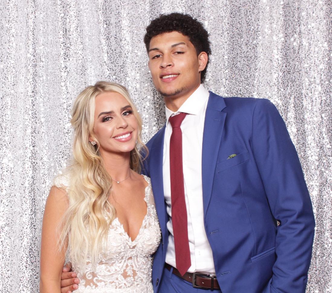 Congrats to Daisy & Jaylyn 🌿 seriously such a beautiful wedding with a great looking couple 💙