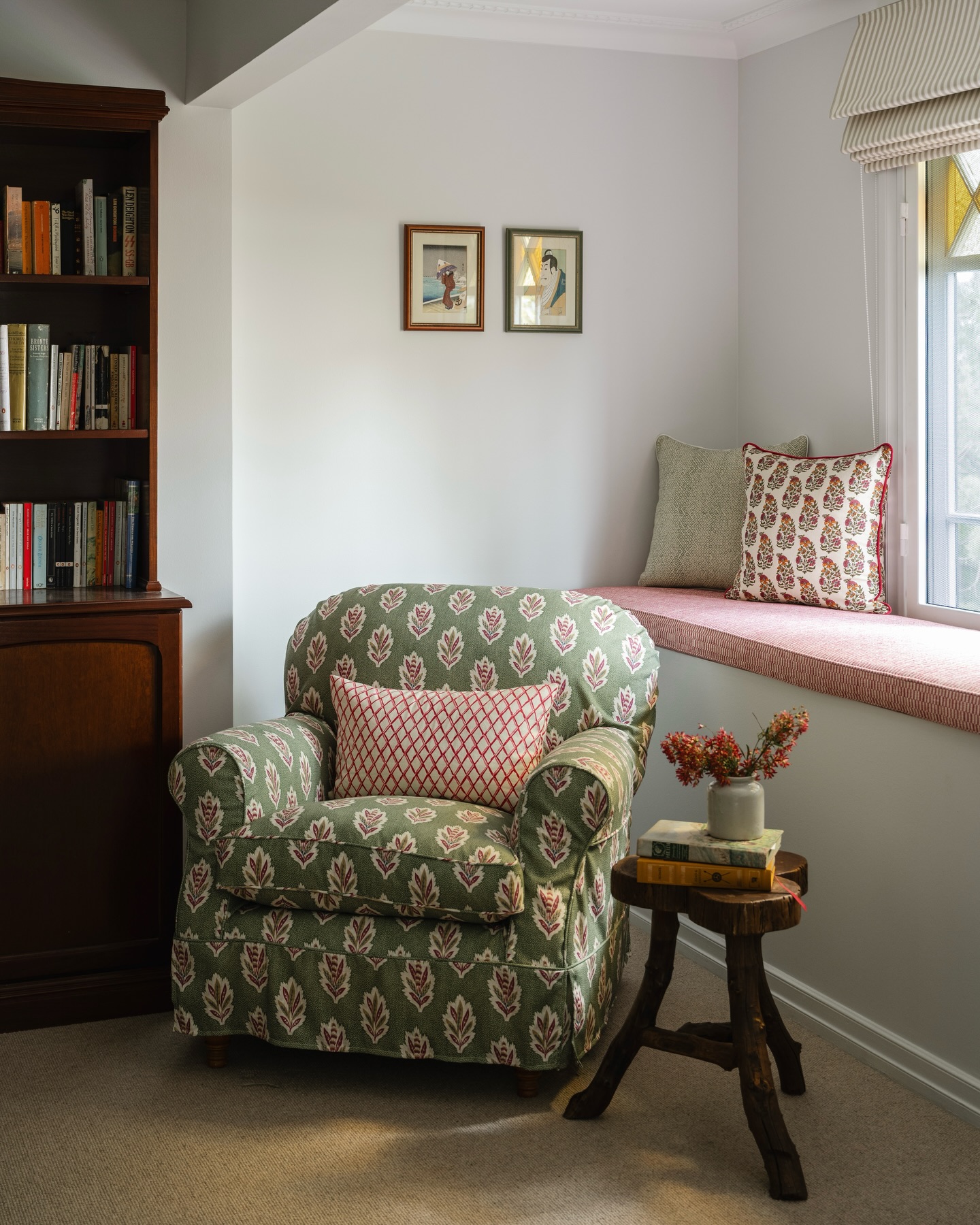 The joy of fabric is in its ability to delight. When wrapped around an old silhouette, reupholstery turns memory into something beautifully new again.
Photography: @hannahpuechmarin
#customupholstery #textiledesign #fabriclovers #brisbaneinteriors