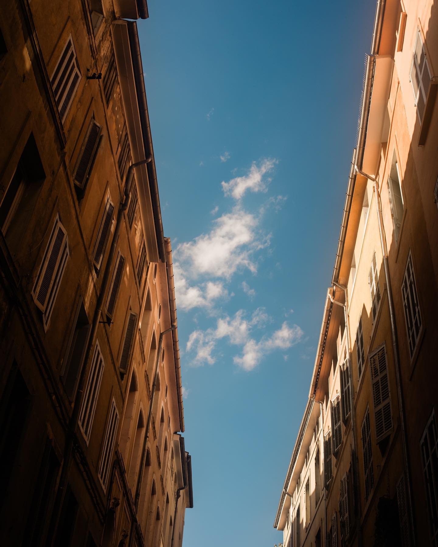 Provence 2023. Love, love, love this place and what a treat to visit Arles Photography Festival 📸♥️
.
.
#rencontresarles
#aixenprovence
#southoffrance
#fujix100v
#fujilove
#ilovefujix