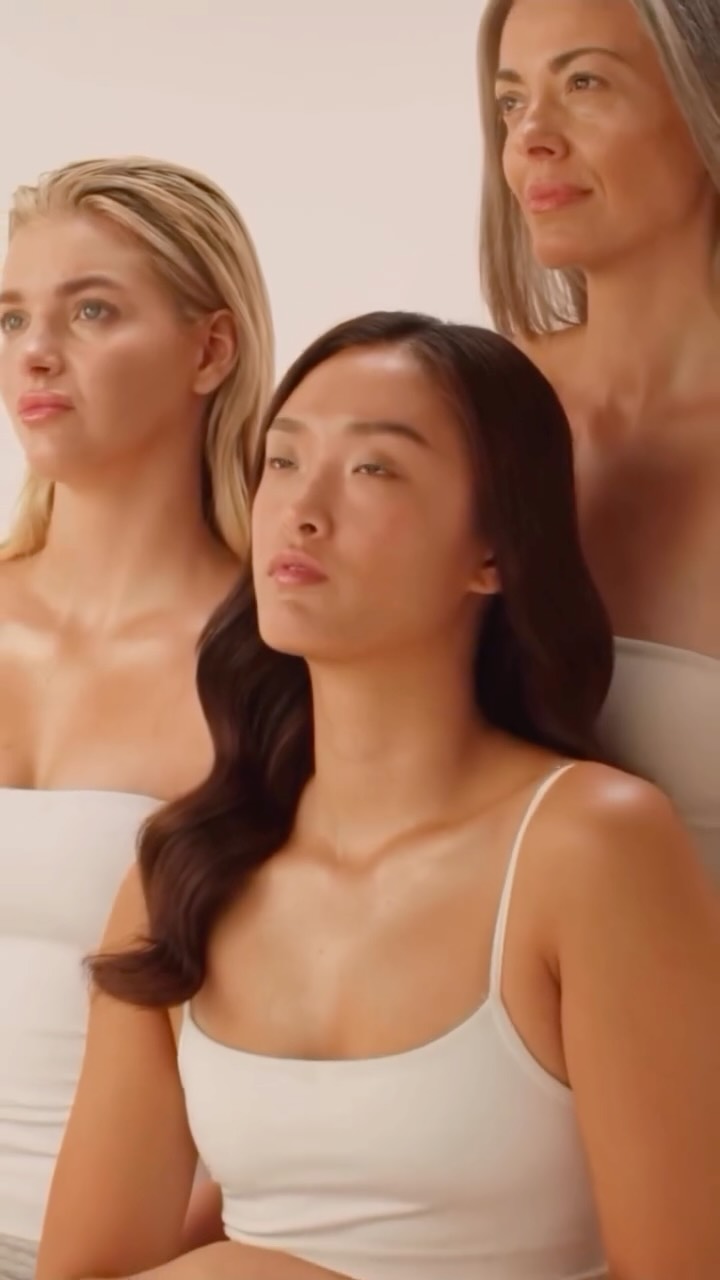 ✨ Introducing VAMP by Prollenium at EL11VN Beauty✨
This next-generation skin booster is designed to work at the cellular level using advanced polynucleotide (PN) technology to restore skin health from within 💧🧬
Think deep hydration, repair, and rejuvenation—without changing your natural features.
✔️ Improves elasticity & firmness
✔️ Stimulates collagen production
✔️ Softens fine lines & wrinkles
✔️ Brightens and revitalizes dull, tired skin
Perfect for clients who want healthy, radiant, youthful skin with science-backed results ✨
📍 Now available at EL11VN Beauty
📅 Consultations required
🔗 Book via the link in bio or DM
#VAMPProlinum
#SkinBoosters
#Polynucleotides
#MedicalAesthetics