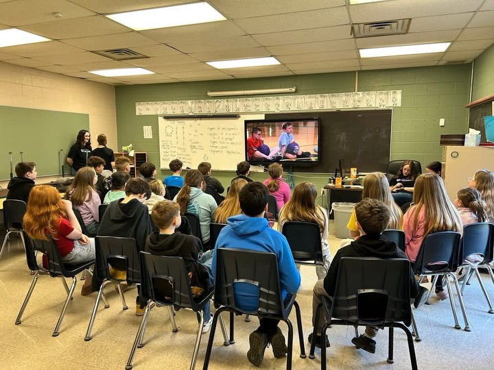 The PPJSHS GameChangers visited Roosevelt Elementary as part of their Elementary School Tour on March 9th. They presented the importance of making healthy decisions to the 5th grade and opioid education to the 6th grade.