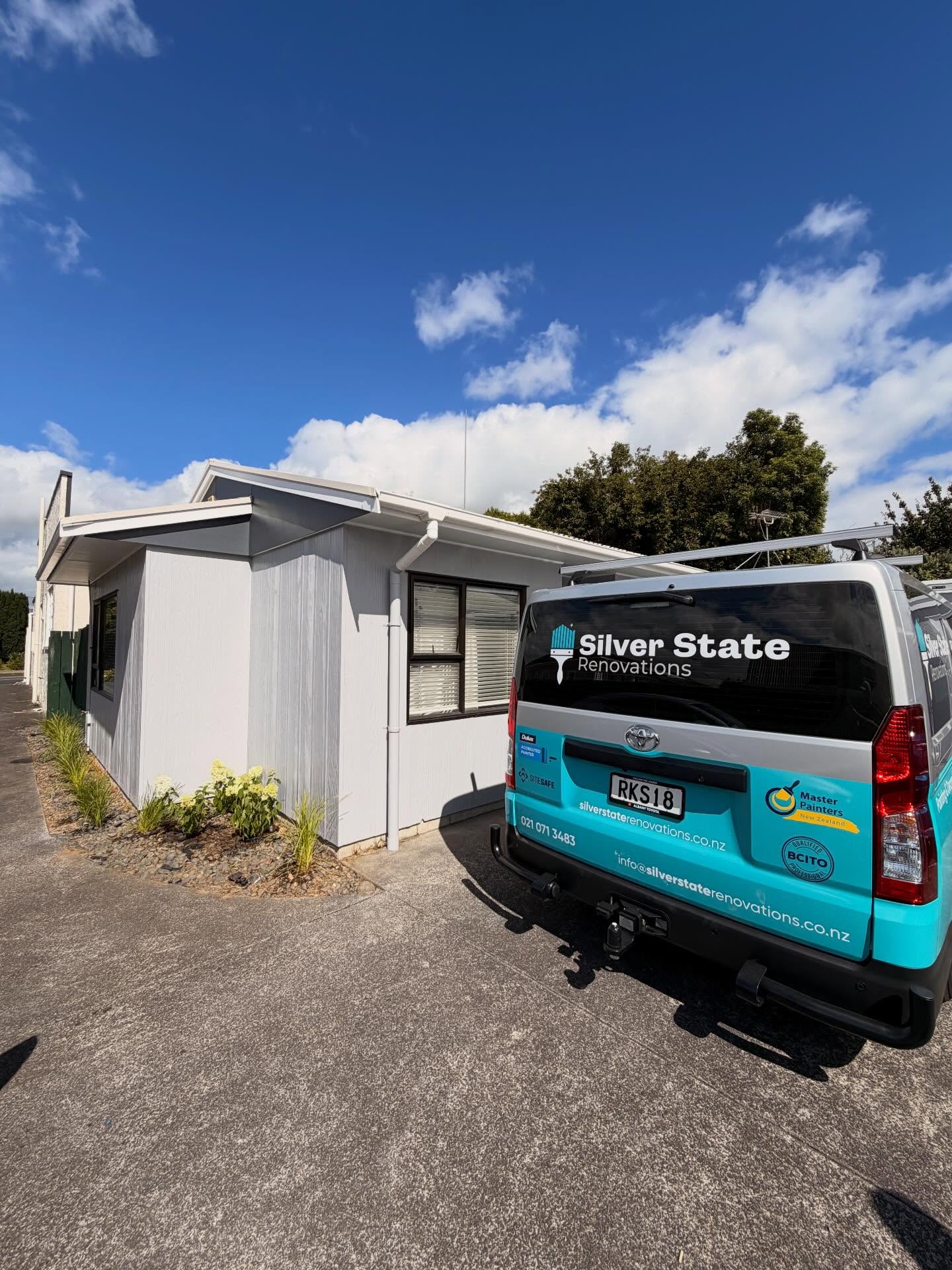 Out with the old, in with the fresh 🎨
This project included a full interior and exterior repaint+maintenance on cladding and plastering repairs, giving the entire property a clean new look.
Nothing beats seeing a home completely transformed #HomeTransformation #PainterLife #AucklandTrades #InteriorExterior SilverStateRenovationa