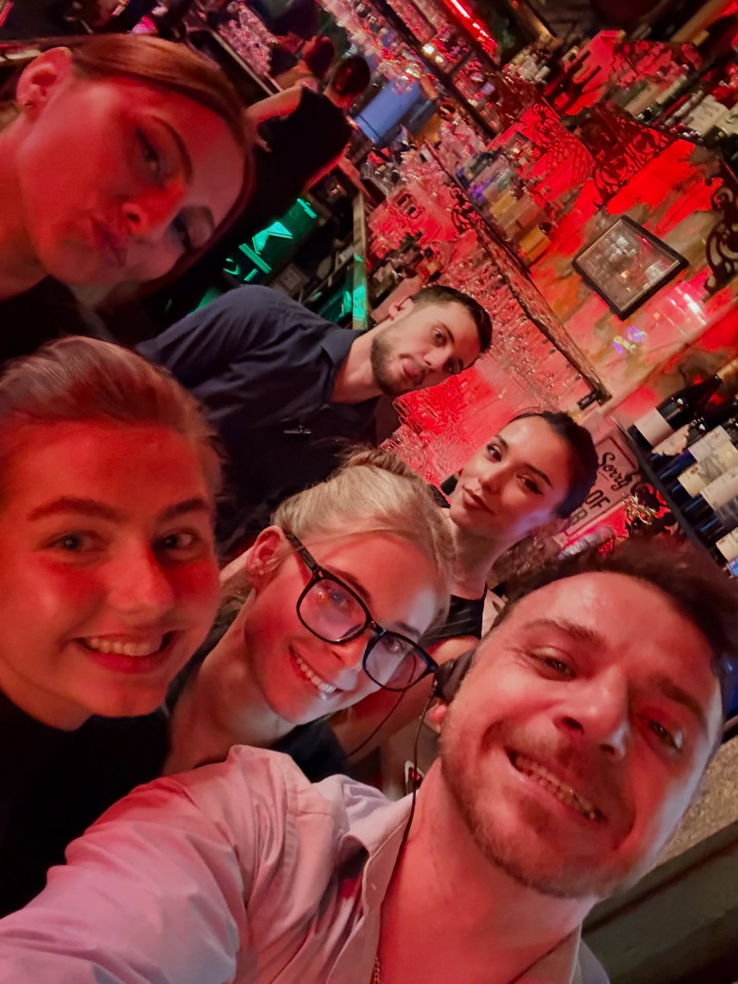 Happy Saturdays 🎊🥂🍾🍽️❤️ @zebrano_brentwood