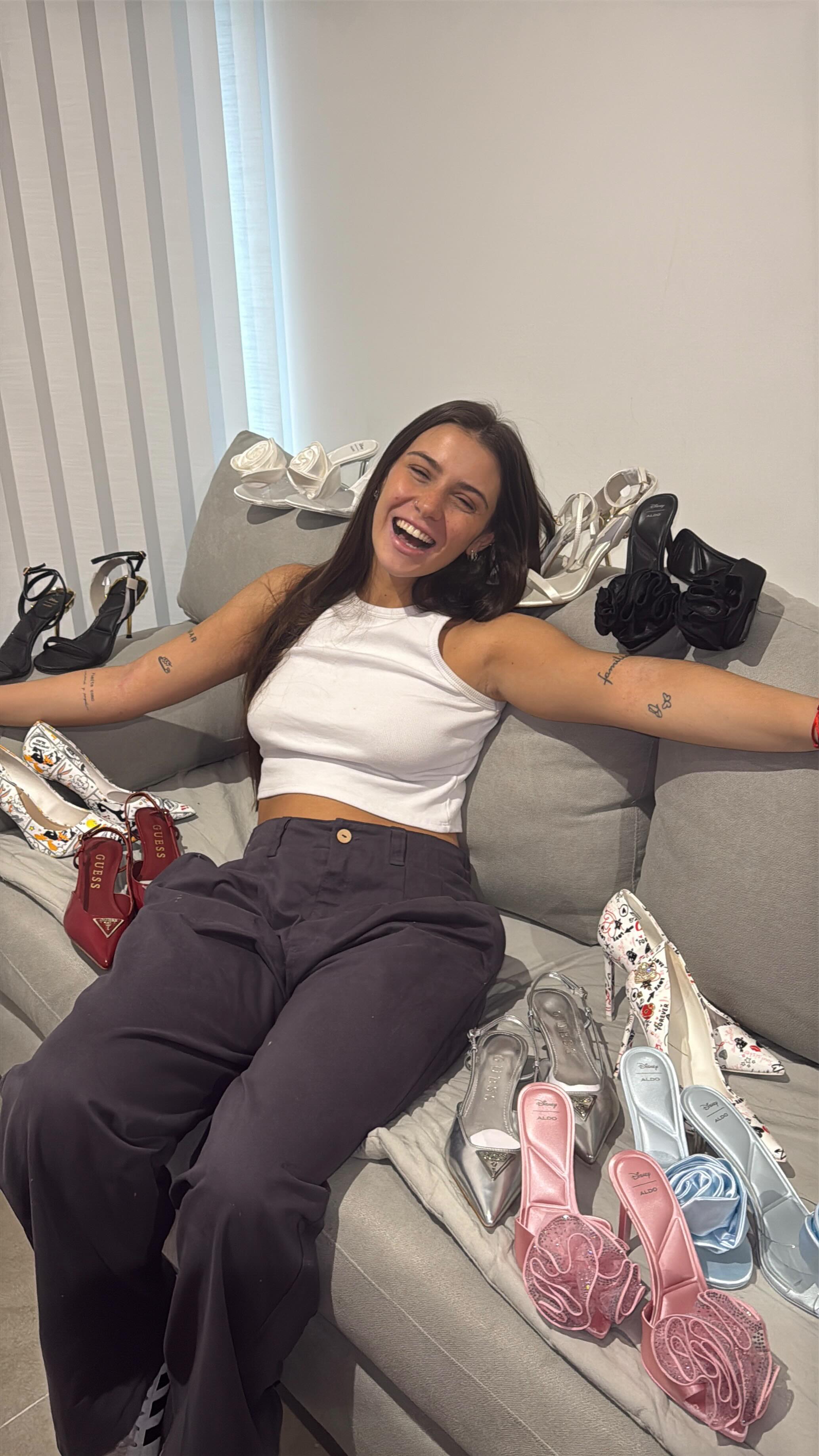 Seleccionamos 10 modelos que la están rompiendo: cómodos, cancheros y perfectos para levantar cualquier look ✨
Recordá que todos son importados y originales 🌍
📍Disponibles en Poli Oly.
#zapatos #moda #top10 #zapatosimportados