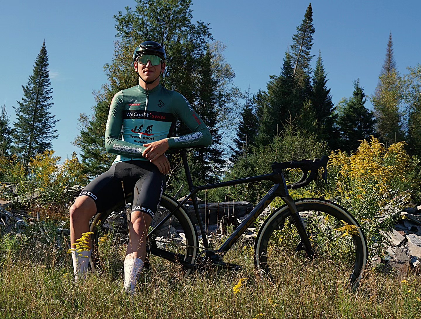 🥁🥁🥁NEW KIT DAY 🥁🥁🥁
Here is my new kit and my new bike for the cyclocross season!
Can wait to race in two weeks !
I want to said a big big thank you to all my sponsors !
@wecount.swiss
@garagechateau
@orbeaswitzerland
@cyclessporthuguelet
@swissstopofficial
@elitefondationscyclingteam
@ritcheylogic
@challengetires
@nessfit.ch
@jakroousa
@abus_cycling
@julbo_eyewear
@agence_hors_categorie
@shimanoroad
@mintndry
@loterieromande
#wecountswiss #swisscheesemarketing #challengetires #feelthehandmade✋🏻 #challengeyourlimits #julbo #julboathlete #julboeyewear #rideshimano #shimano #nessfit #velozone #loterieromande #sosfondue #mintndry #locationgm #garageduchateau
#swissstoppads #swissstop #cyclingbrakepower #orbea #orbeaterra #ritchey #abus #abushelmets #abuslocks #abuscycjng #wecount.swiss, #cycleshuguelet