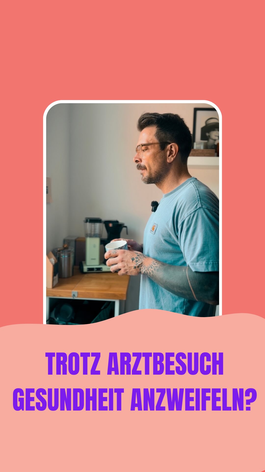 Du kommst gerade vom Arzt.
Alles wurde gecheckt. Eigentlich ist alles in Ordnung.
Und dann kommt dieser Gedanke.
„Was, wenn er das Muttermal hinter dem Ohrläppchen übersehen hat?“
„Was, wenn etwas übersehen wurde?“
„Was, wenn ich doch krank bin?“
Plötzlich schießen Risikoszenarien in deinen Kopf.
Der Zwang liebt genau diese Momente.
Nicht weil wirklich etwas passiert ist –
sondern weil dein Kopf anfängt, nach absoluter Sicherheit zu suchen.
Und je mehr du versuchst, diese Zweifel zu klären,
desto mehr neue Fragen tauchen auf.
Nicht weil du leichtgläubig bist.
Sondern weil Zwang genau so funktioniert.
Wenn du solche Momente kennst, bist du damit nicht allein.
Schreib gerne „KENNE ICH“ in die Kommentare. 💬
#zwangsgedanken #zwangsstörung #ocdgedanken #grübelzwang #mentalhealthdeutschland
❤️ Disclaimer
Ich spreche hier aus meiner eigenen Erfahrung mit Zwängen und dem, was mir auf meinem Weg geholfen hat. Das ersetzt keine professionelle Diagnose oder Therapie. Wenn du merkst, dass dich deine Symptome stark belasten oder du unsicher bist, hol dir bitte Unterstützung bei Fachleuten, die dafür ausgebildet sind. Meine Inhalte sollen Orientierung geben, Mut machen und das Gefühl vermitteln, dass du mit all dem nicht alleine bist – sie sind aber keine Behandlung und auch keine Anleitung für therapeutische Entscheidungen.