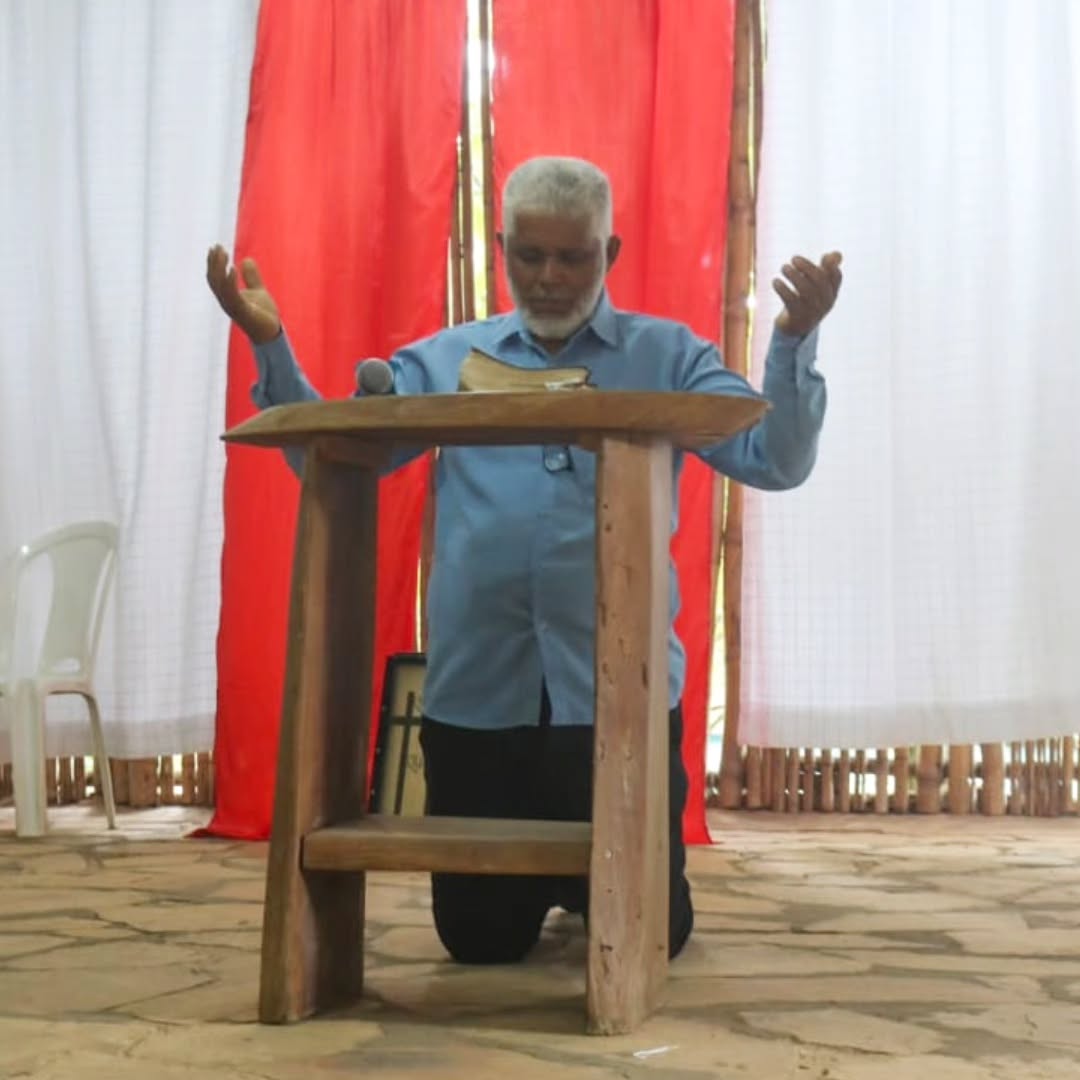 Registros da nossa Escola Sabatina no Congresso de Jovens. Como é bom ter a oportunidade de estar com nossos irmãos distantes e louvarmos ao Senhor juntos.
📖 Louvai ao Senhor, porque ele é bom; porque a sua benignidade é para sempre. Salmos 136:01
#escolasabatina #iacrbrasilia #felízsábado #irmãos