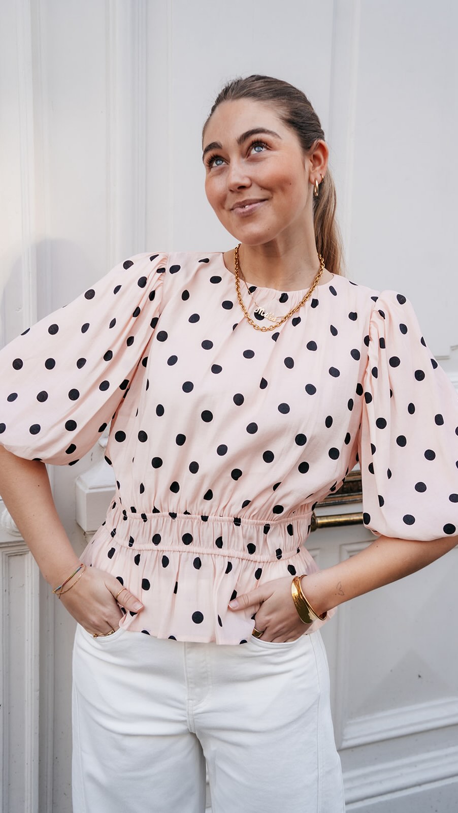 New in! De Faye longleeve hebben we in 3 verschillende kleurtjes.🩷
Milla laat zien hoe je deze kan stylen 🫶🏻
www.juliabybb.com
#juliabybb #juliareel #webshop #ootd #newcollection