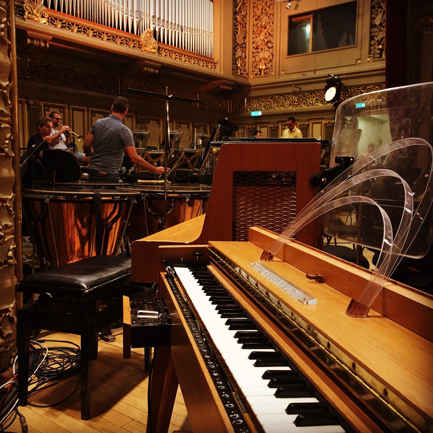 Last rehearsal before “Jeanne d’Arc au bûcher” with Marion Cotillard, in Bucarest!
#enescufestival #enescufestival2019 #marioncotillard #ondesmartenot #martenot #bucharest #romania #onlille #lille #honegger #rehearsal #concert #oratorio #music #orchestra
