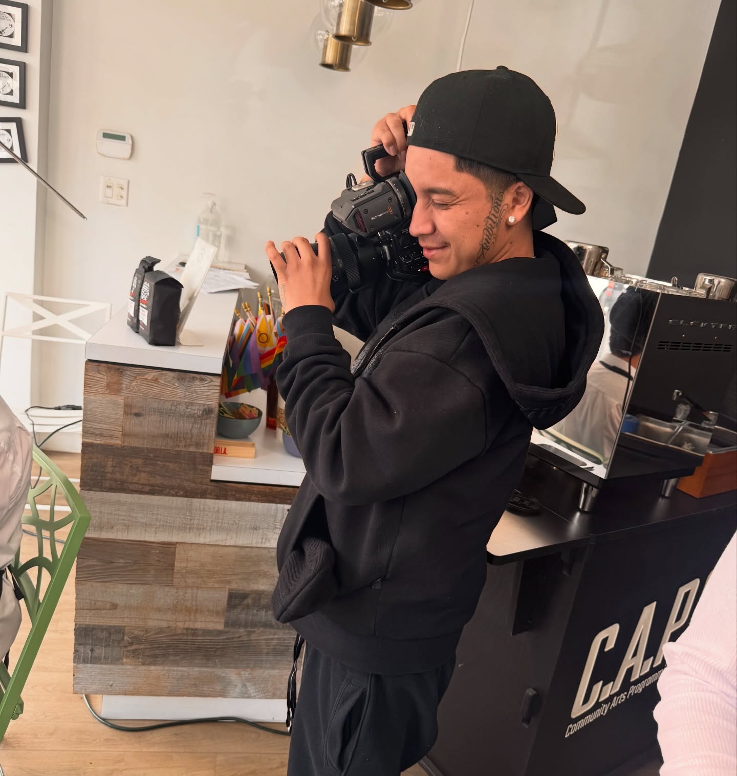 BTS of C.A.P.O. Film Apprentices filming their quarterly project. 🎬 Stay tuned…finished cut coming soon!
.
.
#film #filmapprenticeship #youthcenter