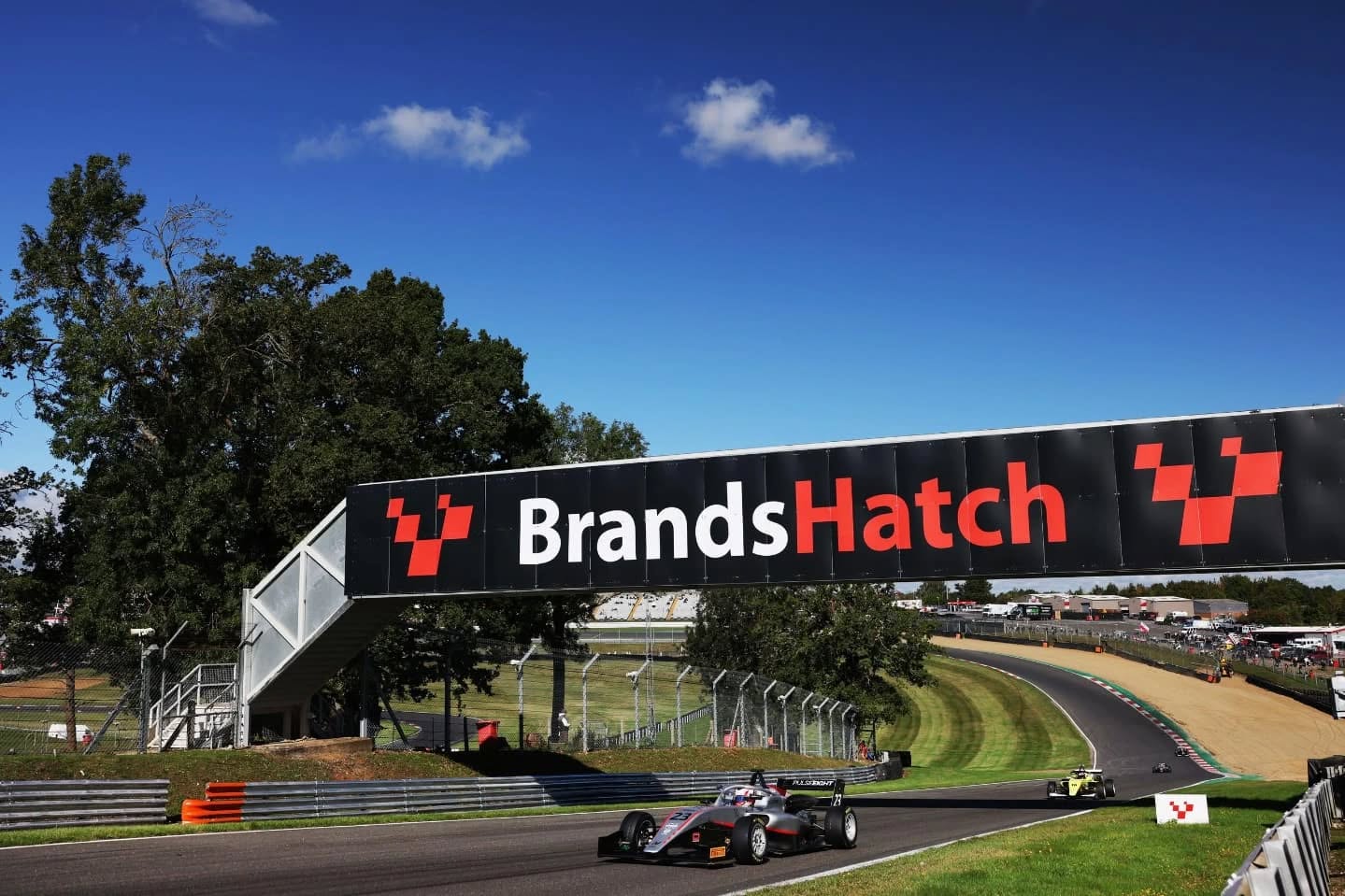 Friday & Saturday Report 📃
On Friday I set the fastest time of the day in the final session at the Brands Hatch Indy Circuit 👊🏻 In the Saturday's Qualifying finished P8 ⏱️Sadly, due to mechanical failure in the final lap I was not able to finish the Race 1.
Let's go team, tomorrow Race 2 and Race 3🙏🏻 🏎️💨
#gb3 #hitechpulseeight #saturday
📸 @jakobebrey
🤳🏻 @the_storyteller_agency