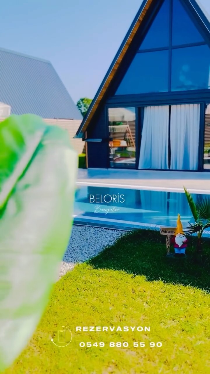 Doğanın kalbinde, konforla buluşan bir tatil deneyimi✨
Beloris Bungalov’da hem dinlenebilir hem de sevdiklerinizle unutulmaz anılar biriktirebilirsiniz🌿🏡✨
📩Rezervasyon/Bilgi
📞0549 880 55 90