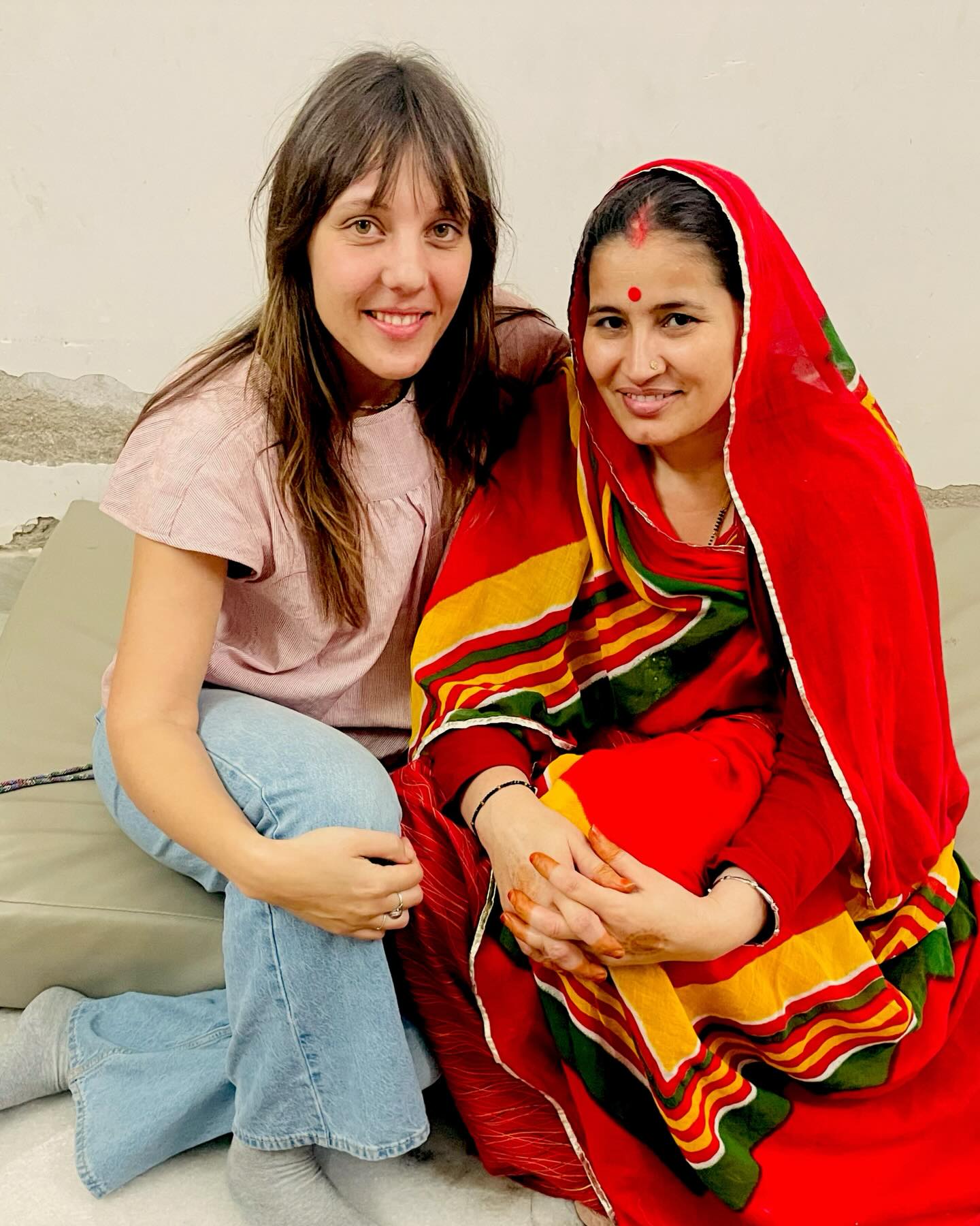 Love to be a woman, work with women & create for women 💛💛💛