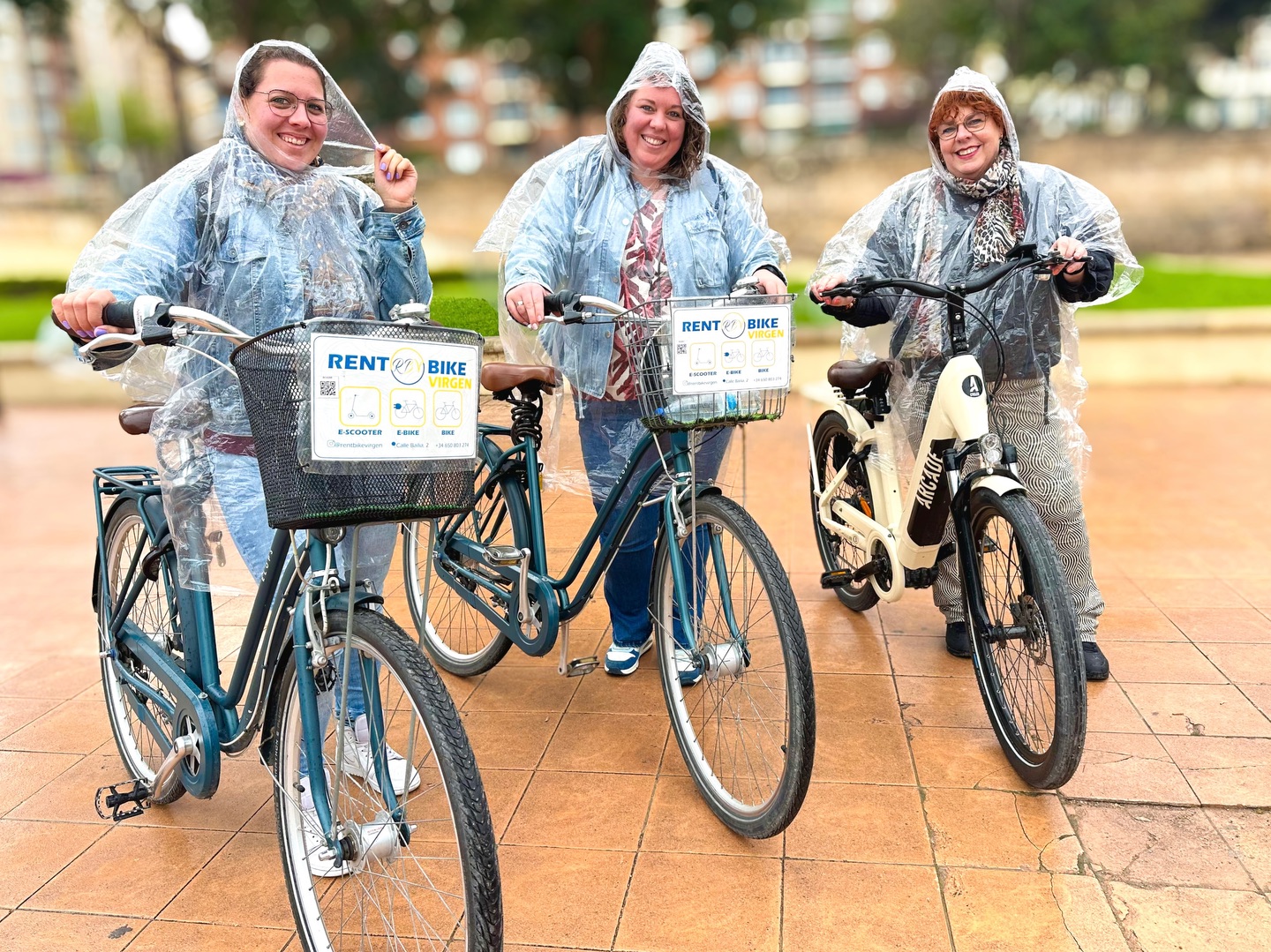Last Saturday we had three different groups of three… joining our bike tour through Valencia 🚲
One of those groups was lovely Marja and her two amazing daughters Melissa and Stephanie. Time for a review!
🍊 Marja
“A fun and interesting bike tour through Valencia with 9 people, guided by June. She took all the time for us and had so many great stories about this beautiful city. And the electric bikes were perfect!”
🍊 Melissa:
“A cozy tour through relaxed Valencia. Along the way there was plenty of time to ask questions, step inside places or keep cycling. It gave us a great first impression of the city for the rest of our stay. June also shared great tips for places to eat and drink, super helpful!”
🍊 Stephanie
“A lovely bike tour where we learned a lot about the city. Every question was welcome and all the time we needed was taken. A lap around the market, a look inside the station hall and wandering around the City of Arts and Sciences. Even with the rain it was amazing. Thanks June!”
Dear ladies… What started as 3 people turned into a group of 9. You were truly the highlight of a rather rainy week. Not even a single drop of rain stopped you from enjoying the city and shining. Please stay exactly the way you are… three beautiful and amazing women!
Much love!
June 🧡
The most beautiful city under the Spanish sun is waiting for you ☀️
Get Involved Valencia: your local travel agent and friend on the ground.
.
.
#getinvolvedvalencia #visitvalencia #valencia #citytrip #fietstourvalencia