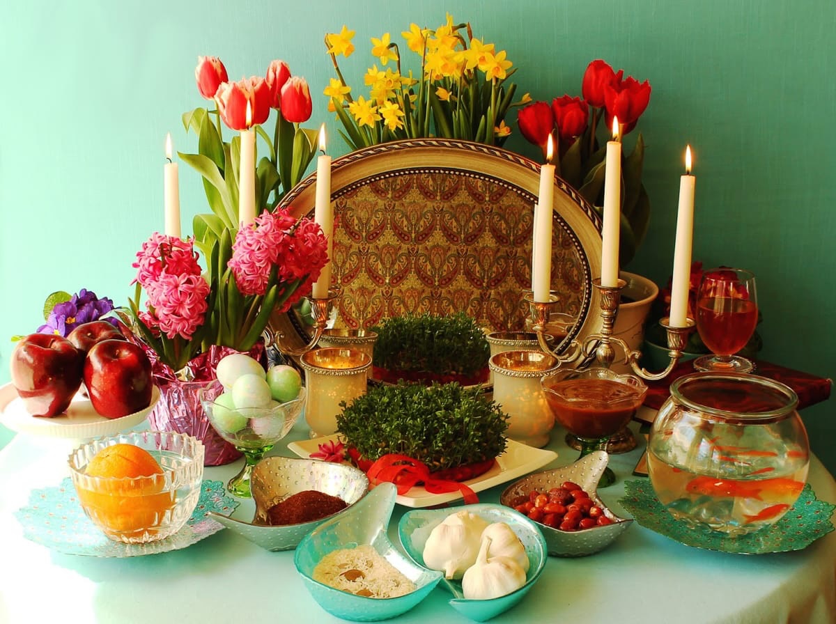 🌸 Nowruz at Foulds – Persian New Year 🌸
Join us in the playground after school on Friday as we learn about and mark Nowruz (Persian New Year).
Our Persian families will be sharing a traditional Haft-Seen table, helping children understand this beautiful tradition that welcomes spring and new beginnings.
All families are warmly welcome to come along and learn more.