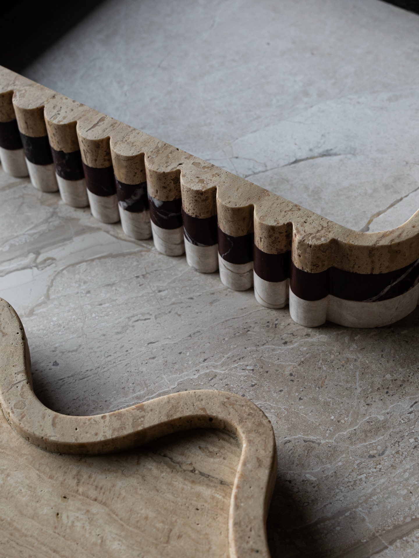Our fascination with stone has evolved into stunning marble pieces, each with its own unique narrative. The intricate veining and tones guide the design process, resulting in a truly breathtaking final product. Join us at @continua_sa in Paarden Eiland to explore our expanding collection before the official launch.
Photo credit: @madrabbott