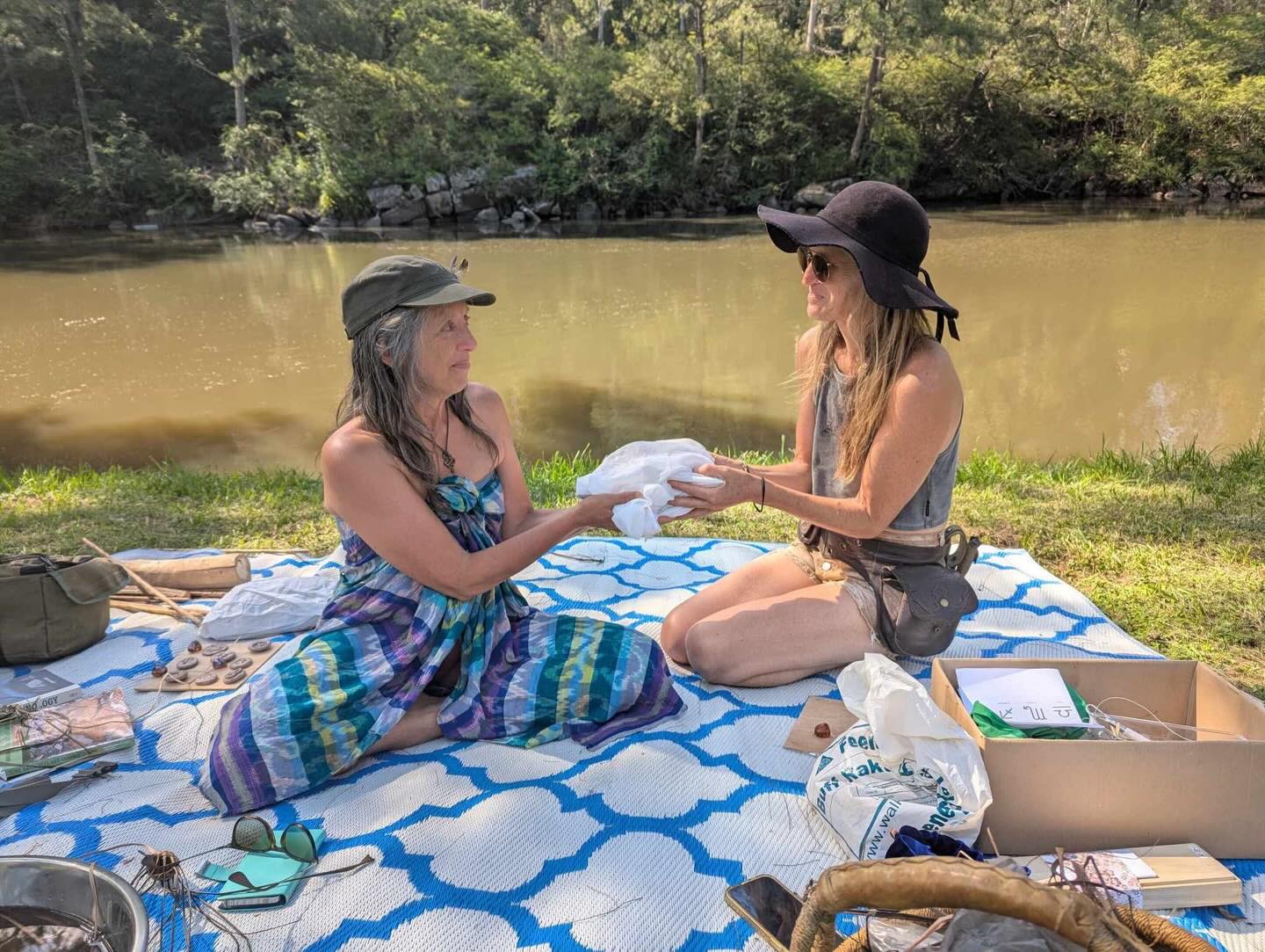 At our 3rd Degree gathering we gifted differently.
We gifted not just what someone might like, but an item that holds meaning for us. Something that was hard to pass on.
When an item carries your memories, stories and heart… the act of giving becomes something truly deep.
A powerful process and experience for us all to be apart of!
We are curious… what is something you would struggle to gift on? 🤔🙃
#heartgifts #shamanicjourney