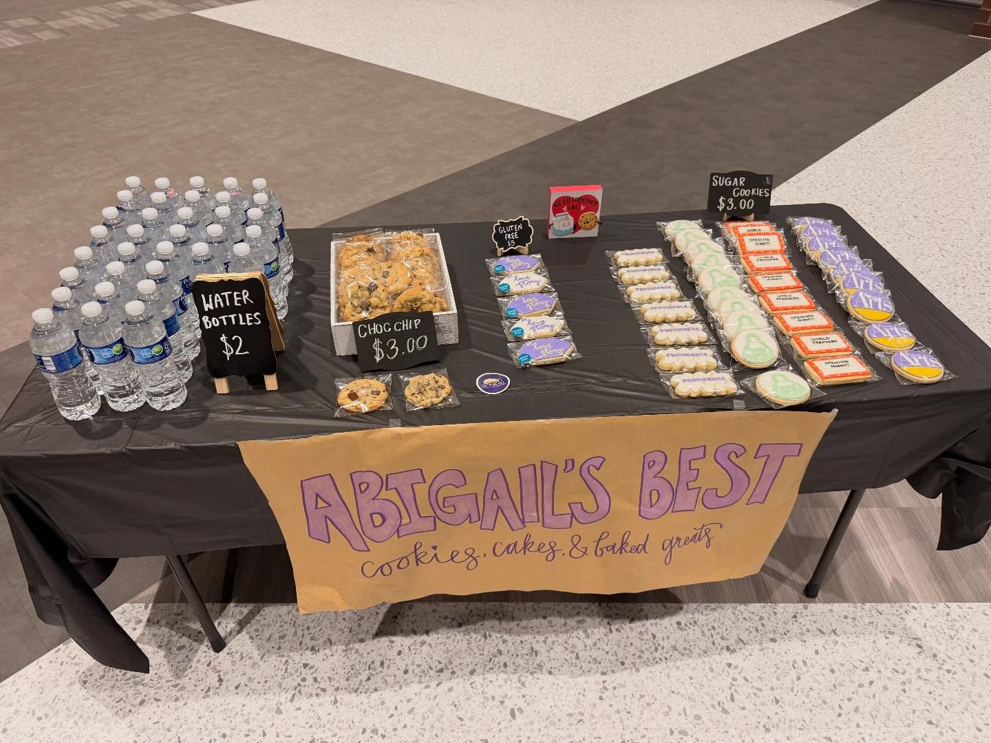 Unfortunately, we had some sickness run through the fam unexpectedly last weekend, so I was unable to make last Saturday’s shows, but will be BACK this weekend! 🔙🔛🔝
Providence: a Love Story, is a simply amazing piece of art. If you are free tomorrow evening, or Saturday afternoon or evening, then please buy a ticket and I will see you there!♥️
Thank you for supporting small artists @gchsfinearts 💜💛