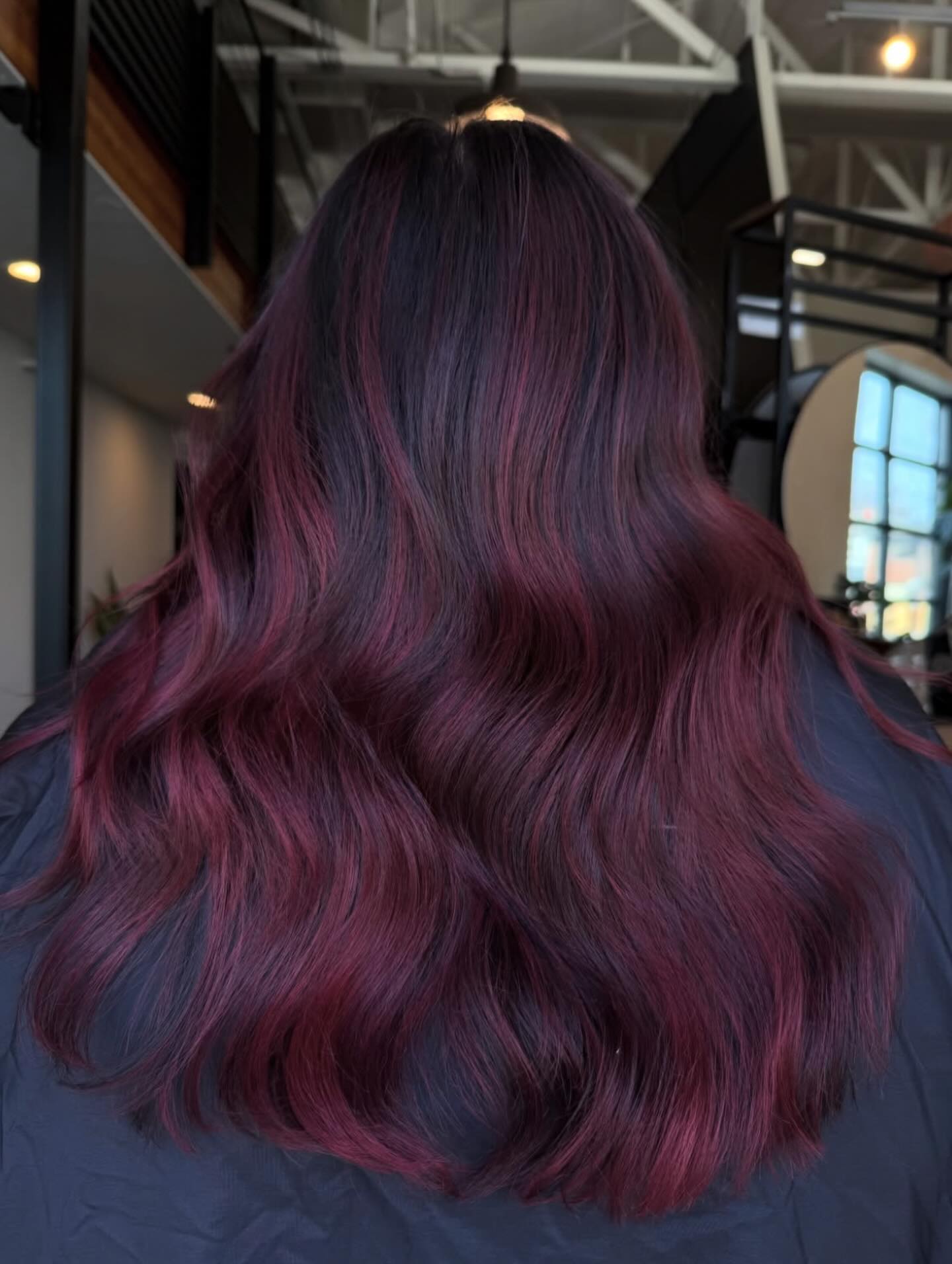 What should we name this gorgeous color? Comment your nominations below 👇🏼🍒
Hair by Maria
#renohaircolor #renohairstylist