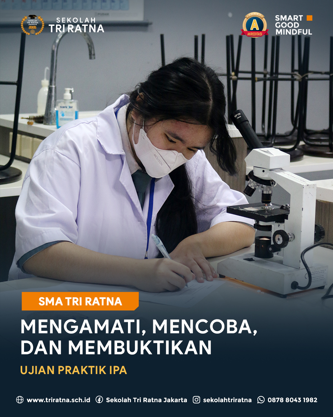 Ujian Praktik Kelas XII menjadi kesempatan bagi murid untuk membuktikan pemahaman mereka dalam Mata Pelajaran Fisika dan Biologi melalui praktik langsung di laboratorium 🔬
Pada mata pelajaran Fisika, murid melakukan percobaan percepatan gravitasi dengan bandul sederhana. Sementara pada Biologi, murid melakukan pengamatan mikroskop, pengukuran biometrik tubuh, serta uji serologi untuk mengetahui golongan darah. 👩🏻🔬👨🏻🔬
Melalui pengalaman ini, murid tidak hanya memahami teori, tetapi juga mengasah keterampilan ilmiah melalui pengamatan, analisis, dan praktik secara langsung.
Proses belajar seperti ini membantu murid bertumbuh menjadi pribadi yang teliti, kritis, dan siap menghadapi tantangan di masa depan.
Bergabunglah bersama SMA TRI RATNA!
🔗 psb.triratnaschool.sch.id
☎️ +62 878-8043-1982
SMART • GOOD • MINDFUL
#sekolahjakarta #sekolahbuddhajakarta #sekolahtriratna #sekolahjakartabarat #mindfulschool