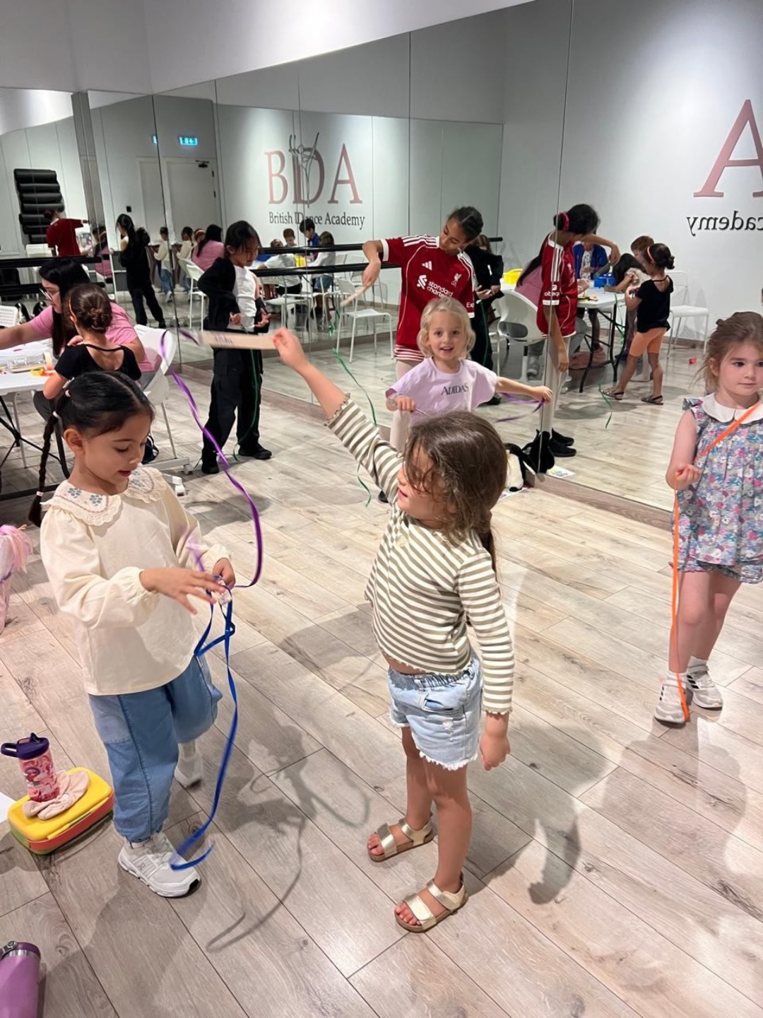 📸 Here’s a glimpse of the fun from day 1 and day 2 of Spring Dance Camp!
🌟 Our campers have had an amazing start to the week, bringing energy, creativity and confidence to the studio as they dive into our Demon Hunters themed dance camp.
💫 From ballet and musical theatre to hip hop and acrodance, dancers have been learning exciting choreography, building their technique and enjoying creative activities with their friends.
We still have Thursday and Friday of camp left, with our mini showcase on Friday for friends and family.
💸 Daily rates and sibling discount is available.
📱 For more information or to book, WhatsApp our Student Support Team on +971 58 850 3743.
#balletclassdubai #kidsdanceclass #kidsballetdubai #britishdanceacademy #danceacademydubai