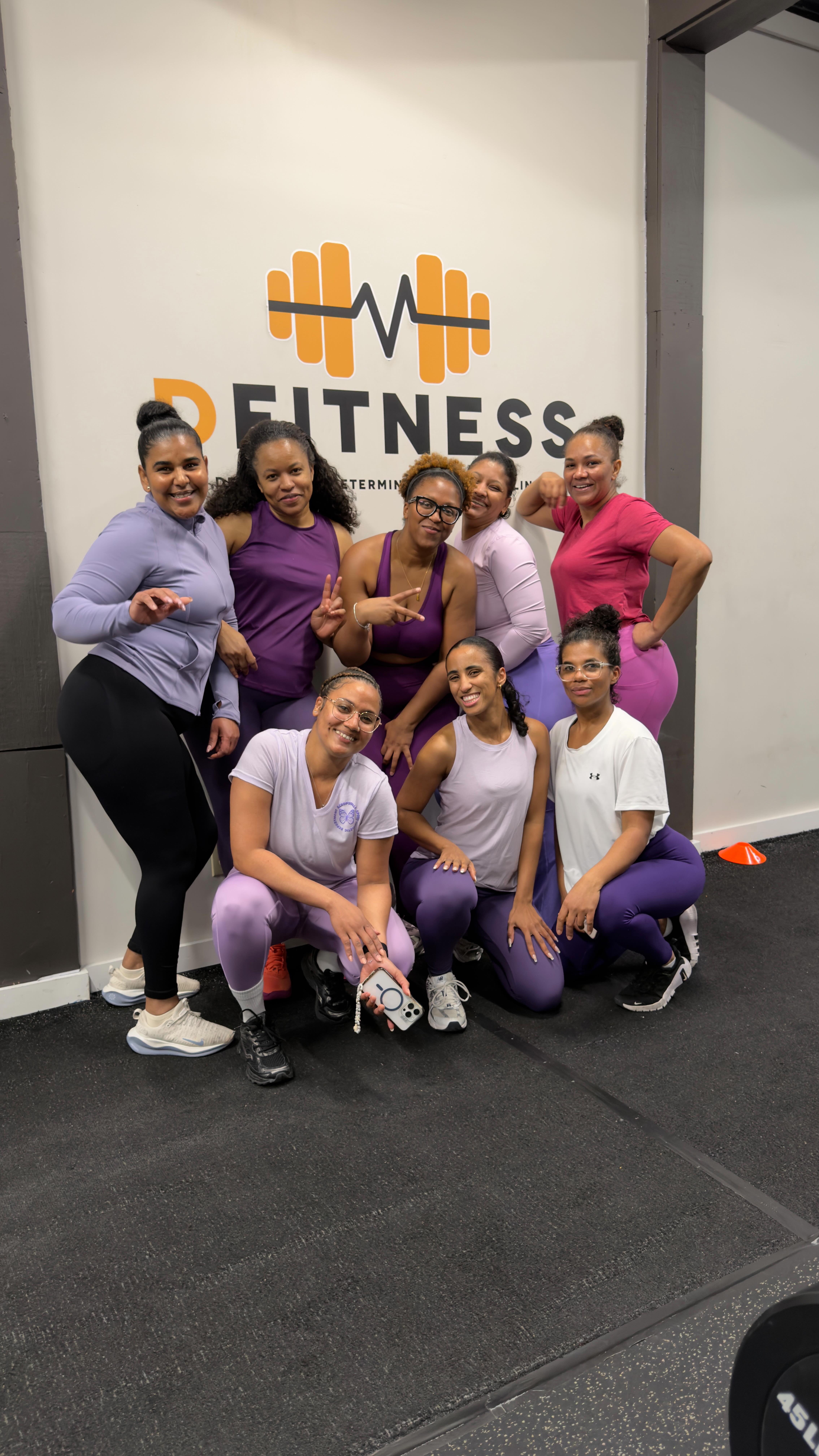 A room full of strong women getting stronger together.
Happy Women’s Day to all the incredible women out there 🌹
#InternationalWomensDay #StrongWomen #womenshealth #WomenSupportingWomen #fitnesscommunity