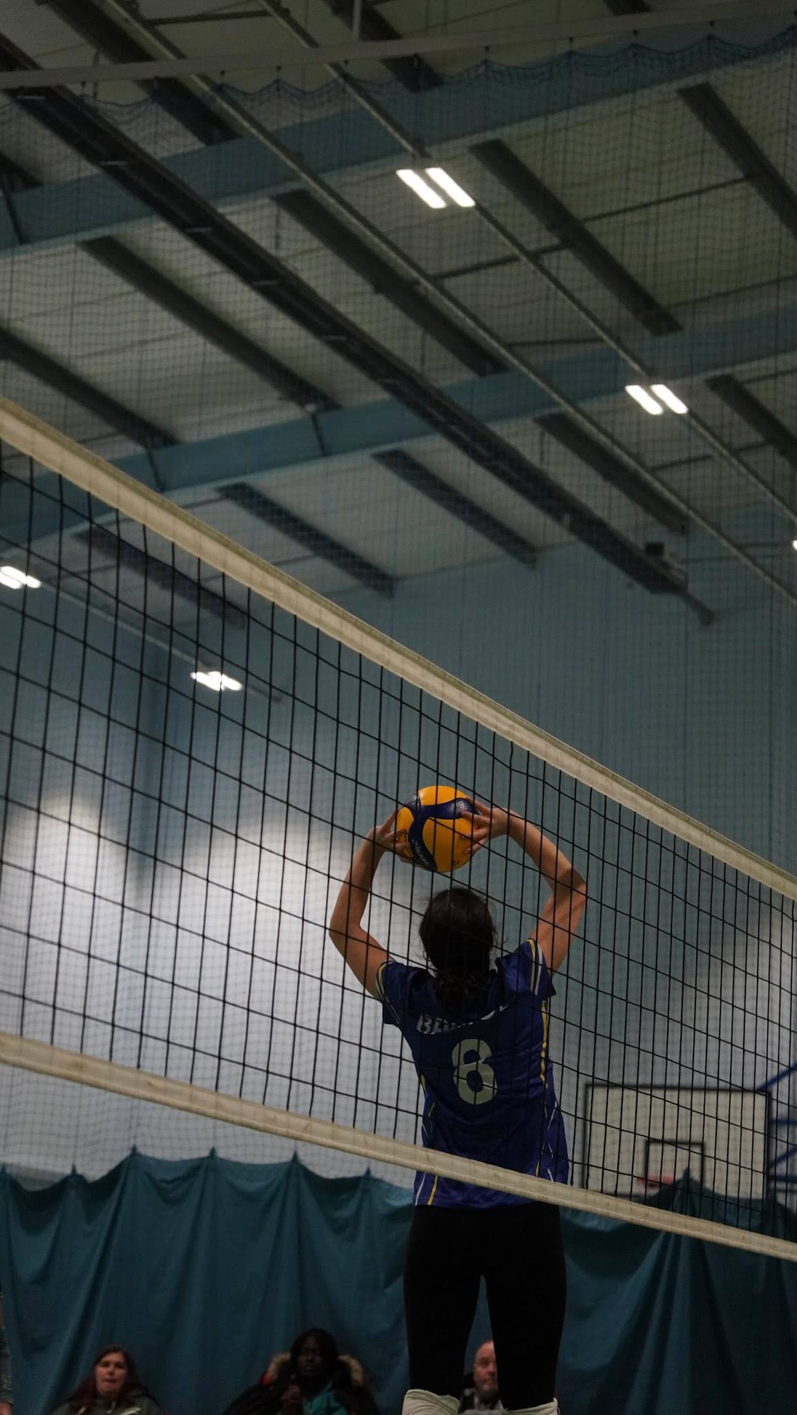 We always love a good friendly game. 💛💙
Here’s a throwback to one of those games between our Ladies 4 and U18 Girls teams.🏐
.
.
.
#WeAreBVC #BristolVolleyballClub #BVCReel #BristolSports #VolleyballEngland