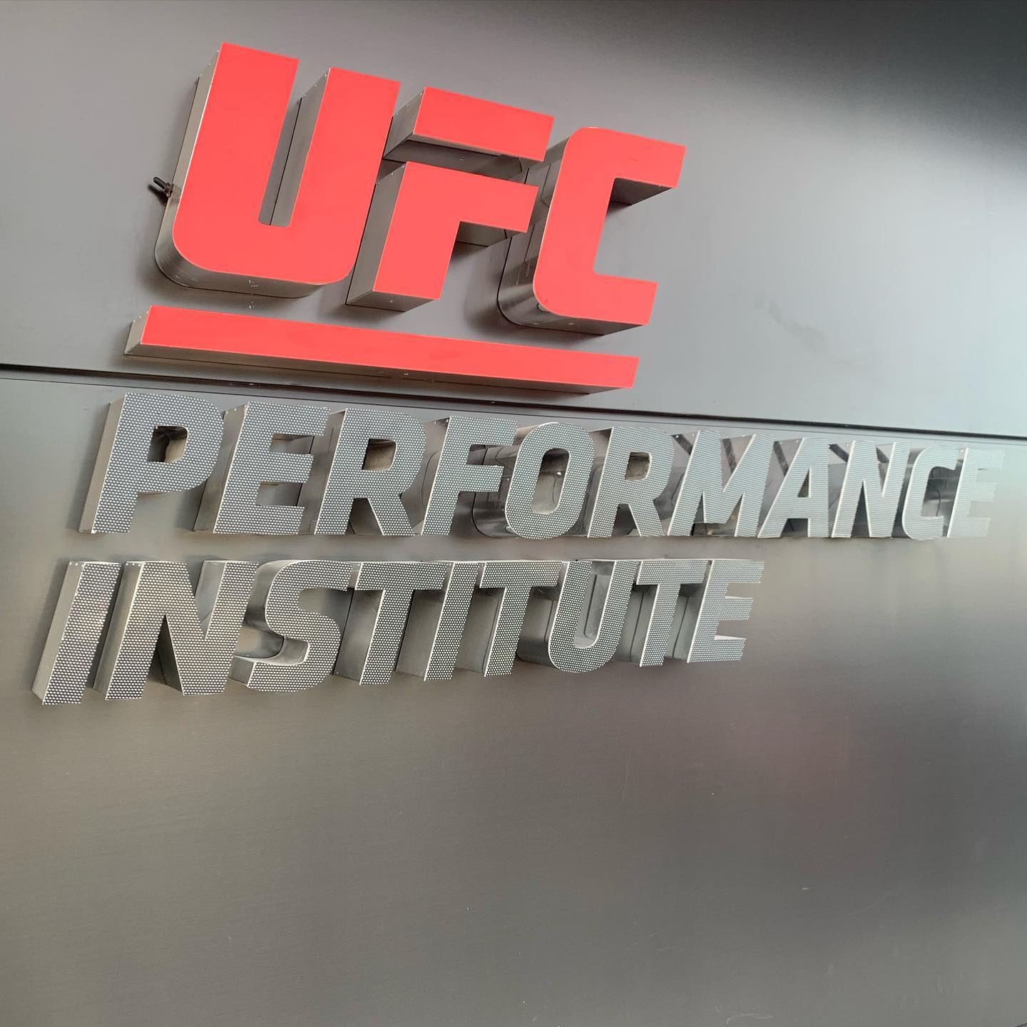 @brettjarosz was very fortunate to spend some time visiting with the head of high performance at the UFC performance institute.
