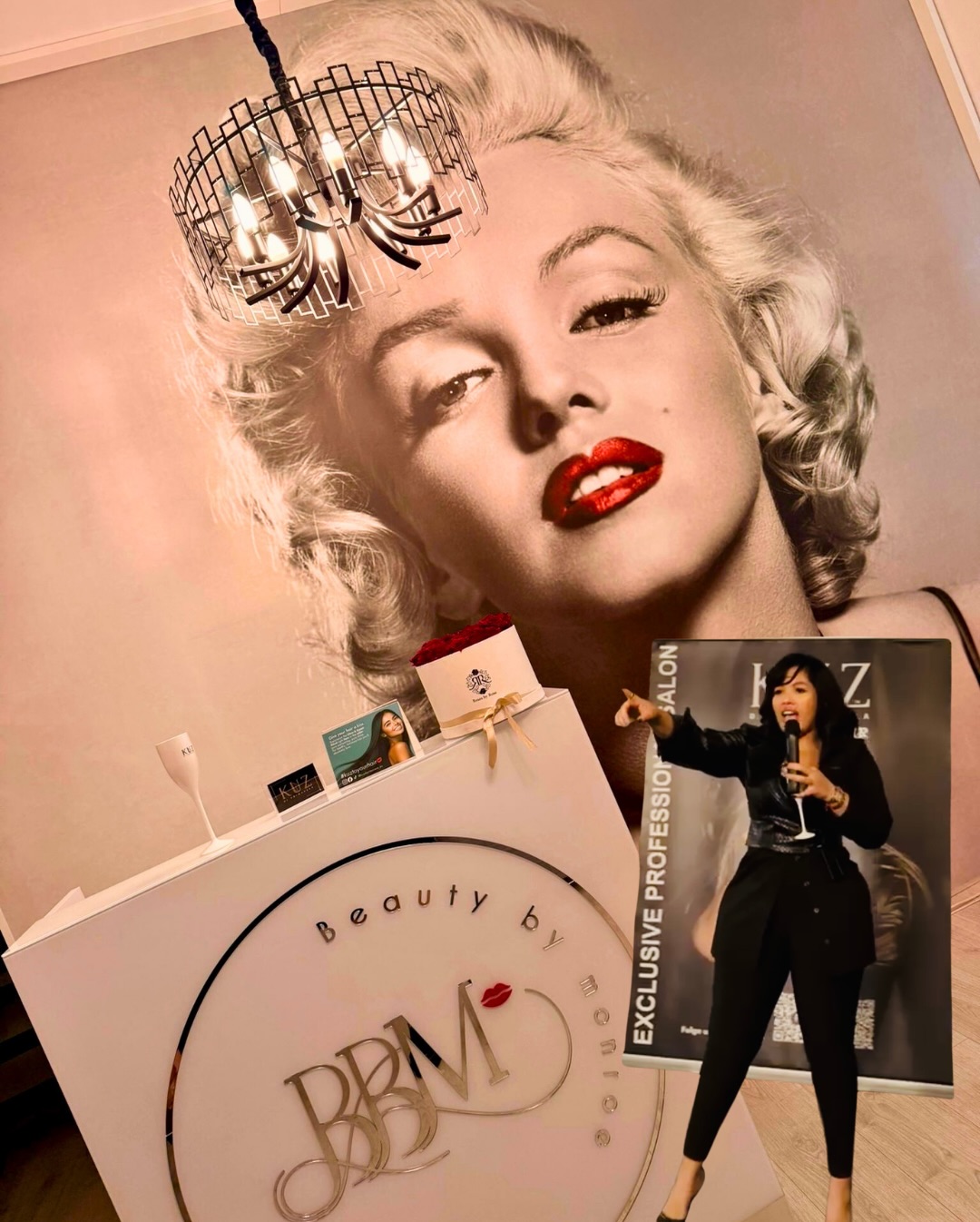 ✨ Wow - was für ein unglaublicher Abend! 🤩
Mit der wundervollen Wilma @beautybymonroenl , der unglaublichen Mia @miacepeda und so vielen lieben, wunderschönen Frauen, die gekommen sind, um mit uns einen besonderen Abend zu feiern - mit Tapas, Karaoke und der Präsentation von Fiore di Primavera by KUZ di Primavera. 💛
Wilma ist unsere Vertriebspartnerin in Holland und eure Ansprechpartnerin für KUZ di Primavera in den Niederlanden. Wir sind sehr stolz, sie in unserem Team zu haben - danke für diesen unvergesslich schönen Abend!
Wenn ihr in Holland einen Friseursalon sucht, in dem ihr individuell und professionell beraten werdet, kontaktiert Wilma über
👉 @beautybymonroenl
Und wenn ihr – egal wo in Europa – die wunderbaren Pflegeprodukte von KUZ di Primavera in eurem Salon anbieten möchtet, kontaktiert Anja oder Yazmin gerne unter:
📩 info@kuzdiprimavera.eu
✨ Wow - what an amazing evening! 🤩
With the wonderful Wilma @beautybymonroenl , the incredible Mia @miacepeda , and so many lovely, beautiful women who came to celebrate a special evening with us - with tapas, karaoke, and the presentation of Fiore di Primavera by KUZ di Primavera. 💛
Wilma is our distribution partner in the Netherlands and your contact for KUZ di Primavera there. We are very proud to have her on our team - thank you for such an unforgettable evening!
If you are looking for a hair salon in the Netherlands where you will receive individual and professional advice, contact Wilma via
👉 @beautybymonroenl
And if you would like to offer the wonderful KUZ di Primavera hair care products in your salon anywhere in Europe, please contact Anja or Yazmin at:
📩 info@kuzdiprimavera.eu
#kuztoyourhair💋