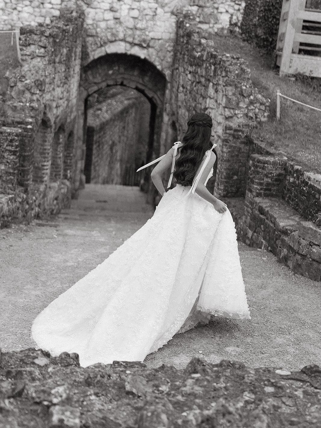 Running into the weekend 😍 excited to have a full weekend of trials and meet all our lovely brides 🤍
#hair #wedding #bride #bridal #bridalmakeup #bridalhair #weddingday #weddingmakeup #weddinghair #surrey #surreybride #surreywedding #london#londonwedding #bridesmaidhair #bridesmaidmakeup #bridalinspo #weddingdress #bridalmakeupinspo #bridalhairinspo #bridalhalfup
