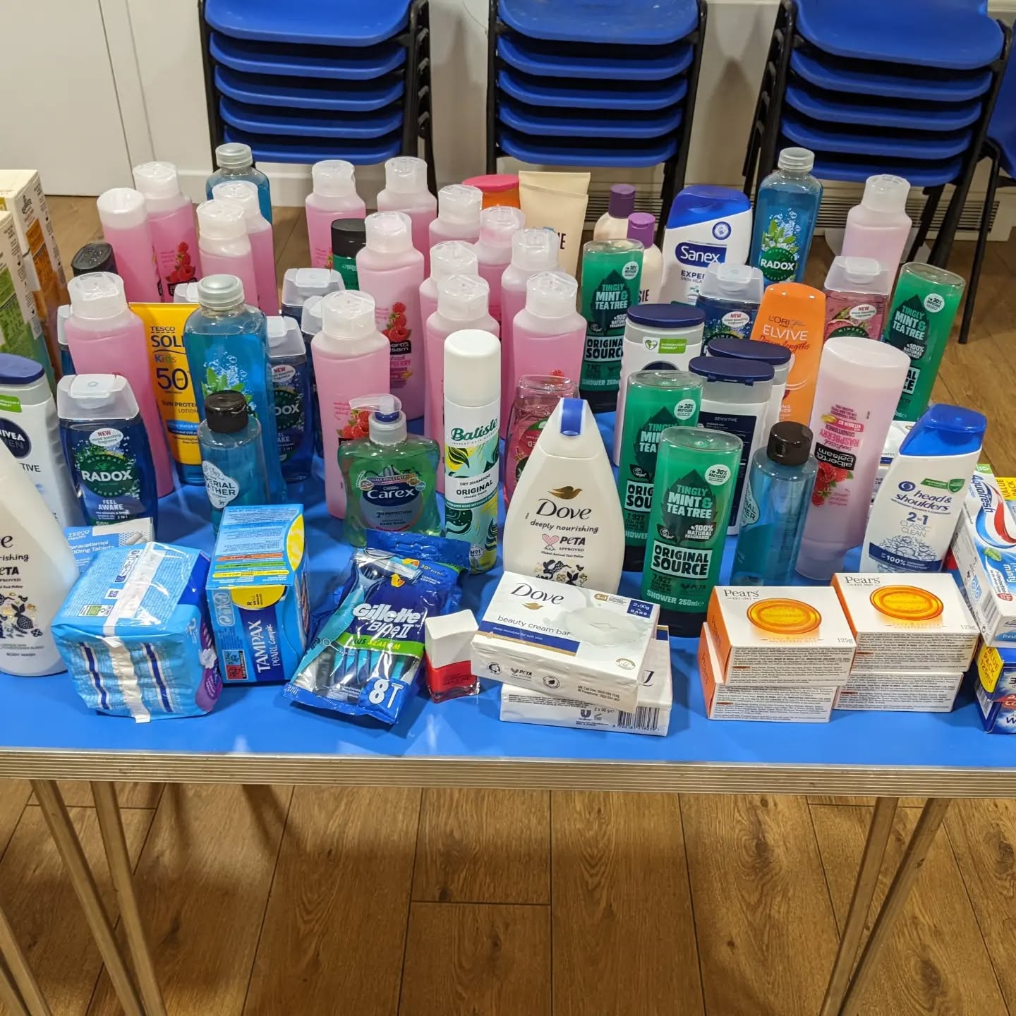 When an office nearby decides to organise a collection for BFC, it can look like this level of generosity. Massive thanks to @robertbirdgroup! Get in touch if you'd like to organise a similar collection. Big, small, massive, miniscule, it's all good! #solidarity #community #wereallinthistogether