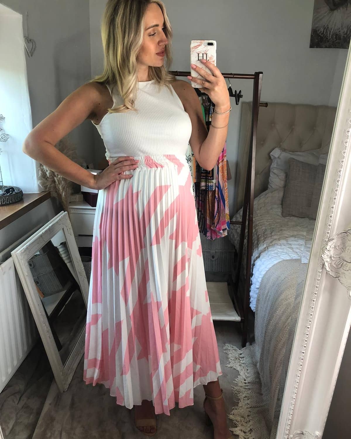 New skirts online now! π
This gorgeous skirt is now online along with a couple of others! Please have a look, they are gorgeous and cool for summer! Looks beautiful on Jade's growing bump!!πΆπ»ππ Xx
Tap to shop or visit www.billiesboutique.co.uk
Hope you are all enjoying this gorgeous weather!! ππ
#skirtstyle #dogtoothskirt #summerskirt #onlinewomensboutique #onlineclothingstore #onlinewomansclothing #boutiqueclothing #summerclothes #summerdaysπ #summerstyle #summeroutfits #coolclothes #keepcool #pinkskirt #shopfromhome #shoplocaluk #suppportsmallbusiness #ootd #outfitsideas #outfitinspiration #picoftheday #outfitoftheday#onlinenow #newdrops #π
