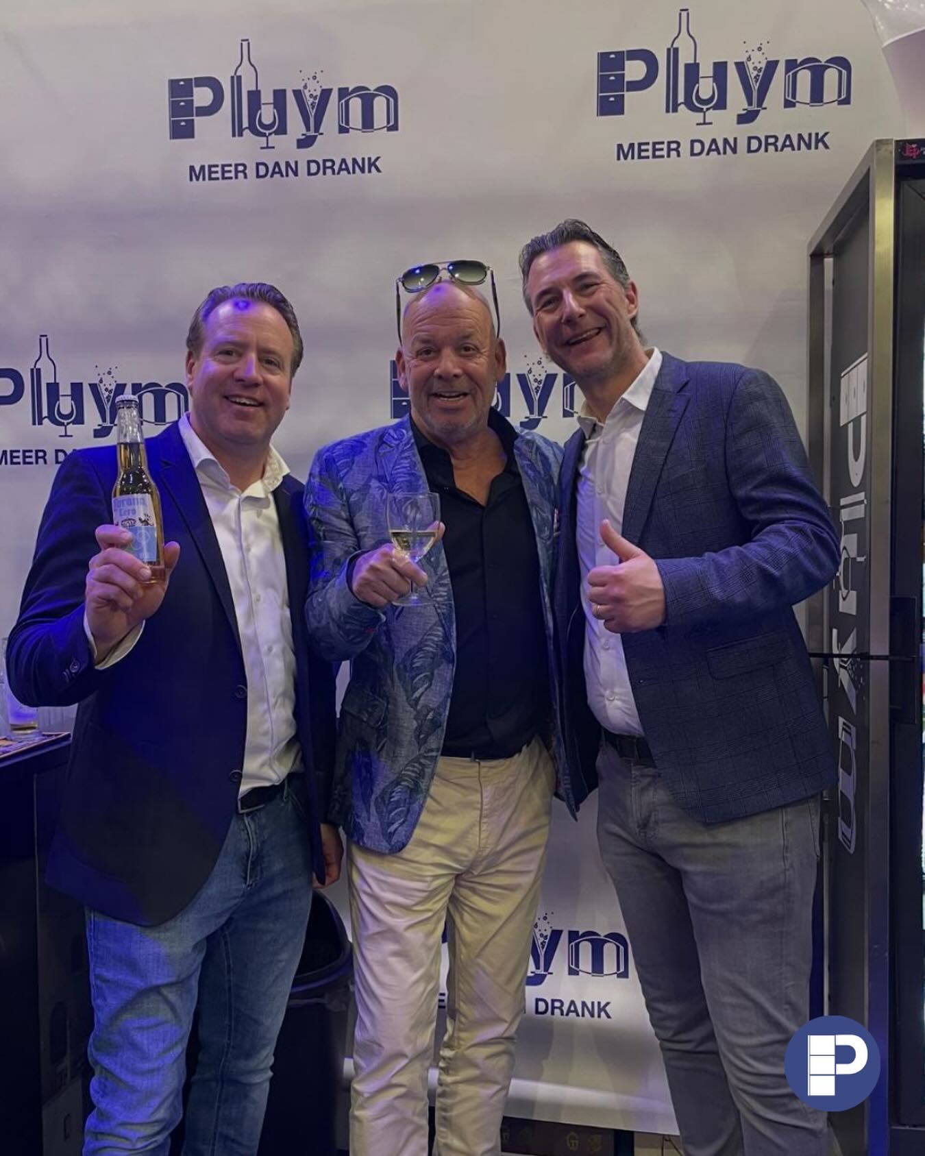 ๐๐จ๐ค ๐๐๐๐ง-๐๐๐ฎ๐ฅ ๐ฐ๐๐๐ญ ๐ฐ๐๐๐ซ ๐ก๐ข๐ฃ ๐ฆ๐จ๐๐ญ ๐ณ๐ข๐ฃ๐ง๐คฉ
Bij Pluym natuurlijkโฃ
#horecabeursgoes
#zienwejouook #nietinspanje
#maarinzeeland