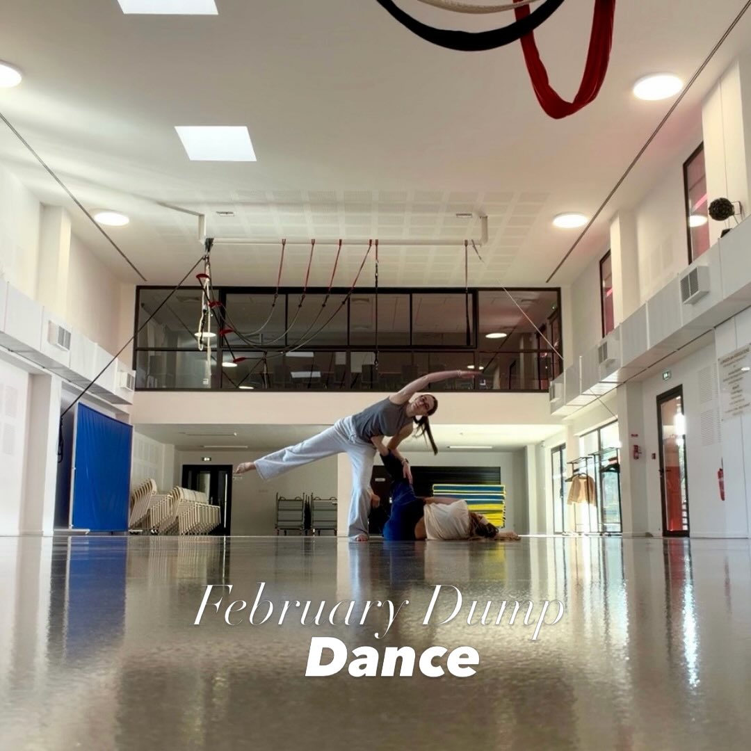 DANCE moments – February ✨
Apprentissage, exploration, création.
Des moments de danse partagés où le mouvement devient un véritable langage.
Une belle évolution de la technique et de la confiance des élèves 🫶
Interventions en milieu scolaire autour d’un projet inspiré d’un album jeunesse 📚
Et en coulisses… la préparation du spectacle qui prend forme 💫
———
#ecolededanseleucate #danseleucate #danseportleucate #encorpsleucate #dansecontemporaineleucate