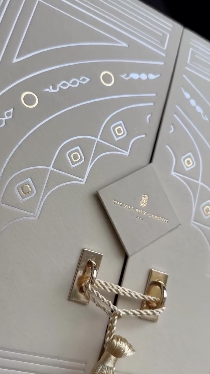 Ramadan wrapped in elegance
A special creation designed for a @thenileritzcarlton celebrating the spirit of the holy month with timeless luxury🌙