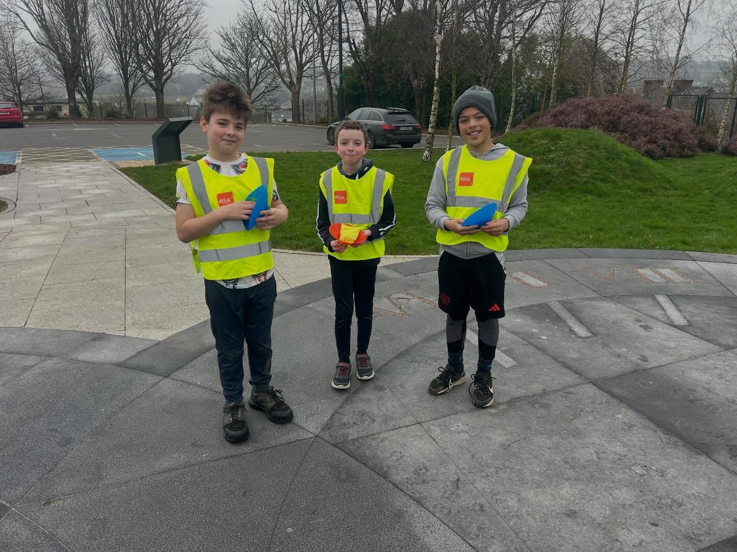 3rd Class enjoyed their time at New Ross Library last week. Thank to New Ross Library and Sports Active Wexford for the great day out.
#library #active
@sportsactivewexford @wexfordlibraries