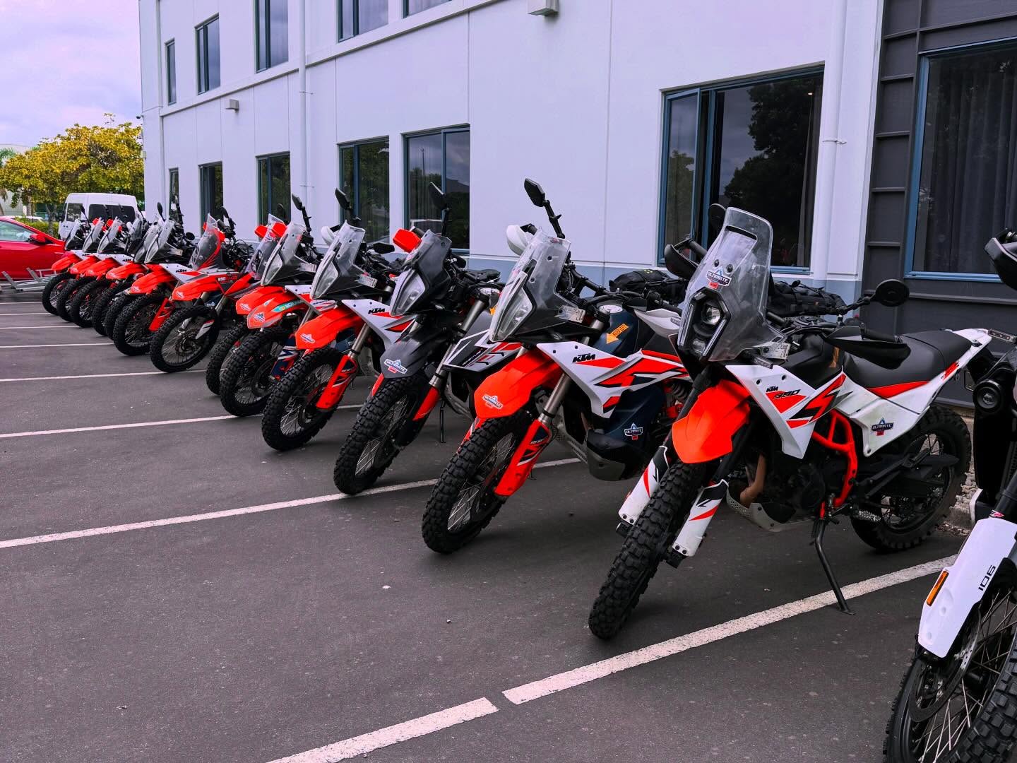 🌏 Ultimate NZ Adventure Tour is ON! 🇳🇿🏍️
Our 21-Day Ultimate NZ Adventure Tour has officially kicked off, riding all the way from Auckland to Cape Reinga, down to Bluff, and finishing in Christchurch!
We’ve got 11 awesome riders with us from all corners of the globe including Australia, France, Italy, Switzerland and the USA. It’s an epic international crew and the adventure is already delivering!
The first week exploring the North Island has been nothing short of incredible. We’ve been riding:
🏖️ Wild beach sections
🌀 Endless twisty gravel roads
🏍️ Stunning sealed twisty roads
🌲 Forest tracks and hidden backcountry trails
And this is only the beginning…
Next up we cross the Cook Strait by ferry to the South Island, where the legendary backcountry riding really begins. Big landscapes, remote tracks and some of the best adventure riding anywhere in the world.
Spirits are high, the riders are pumped and it’s time to rock! 🤘🔥
Stay tuned as the Ultimate NZ Adventure continues south!
#UltimateAdventureMoto #NZAdventureTour #AdventureMotorcycling #RideNewZealand #MotorcycleAdventure AucklandToBluff AdventureRid