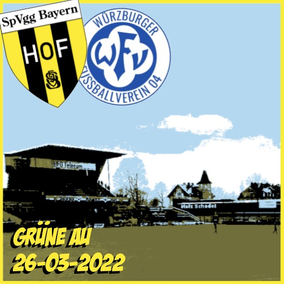 ⚽ Bayern Hof - Würzburger FV 2:2, Bayernliga Nord.
Bereits 77/78 trafen beide Vereine aufeinander - damals allerdings eine Etage unterhalb der Bundesliga, in der 2. Liga Süd.
📅 vor Ort am 26.03.2022
🏟️ Stadion: allein schon wegen der urigen Haupttribüne ist die Grüne Au, in der 1968 sogar Aufstiegsspiele zur Bundesliga stattfanden, für mich die größte Stadionperle aller Oberligen.
Ein Lob auch für die nachhaltige Bauweise: Noch bevor erstmals ein Mensch von Local Material Sourcing hörte, setzten die Bayern aus dem Norden Frankens womöglich schon auf lokale Materialien: Das Dach der Gegentribüne besteht aus Holz, die vielen Sitzbänke dort bestehen auch aus Holz. Wie praktisch, dass direkt neben der Haupttribüne ein großer Holzhandel steht. Vielleicht wurde beim Bau der Gegentribüne sämtliches Material CO2-sparend per Hubwagen angeliefert.
👥 Fans: Hof mit einem ruhigen Veteranen-Mob im Vorbereich der Haupttribüne, sogar mit ein paar Zaunfahnen.
Die Überraschung war der Gästemob. Es waren nicht sehr viele, vielleicht 20 Leute, aber diese waren top motiviert. Für den Geschmack der bayrischen Gesetzeshüter waren die Gäste jedoch etwas zu eifrig beim Erklettern der Fangzäune und bei der Resteverwendung diverser Silvestererzeugnisse. Also betrat eine Zehnerschaft den Gästeblock und überzeugte die Anwesenden mit polizeitypischen Mitteln, dass lange vor Abpfiff der Zeitpunkt für die Rückreise Richtung Würzburg gekommen ist.
🌭 Bratwurst: Eigentlich schreibe ich kein Wort über die Qualität der Bratwürste in Stadien. Sollte ich in 100 verschiedene Kinos gehen, würde ich ja auch kein Wort darüber verlieren, wie toll oder blöd dort das Popcorn war. Für Hof mache ich eine Ausnahme: Die fränkischen Bratwürste vom örtlichen Bio-Schlachter (erneut Local Material Sourcing!) sind eine Delikatesse.
🚗 🐶 Parken in Hundebegleitung: Auto parken, in Hundebegleitung das Stadion betreten.
🐶 Wenn Bayern Hof ein Hund wäre: Aus namentlich naheliegendem Grund ein Hofhund. Und wenn er gut aufpasst, kriegt er als Belohnung eine Bio-Bratwurst oder vom Nachbarn ein Stück Holz zugeworfen.
#bayernhof #würzburgerfv #stadiongrüneau #bayernliganord #groundhopping #groundhopper
