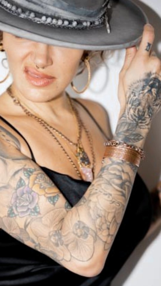 Persuasion Spell is up on my site
#conjure #bruja #supernova