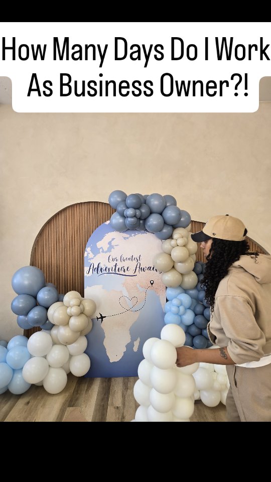 Always workin' 🫠
#smallbusiness #smallbusinessowners #montrealevents #glitzetglamor #partyplanner