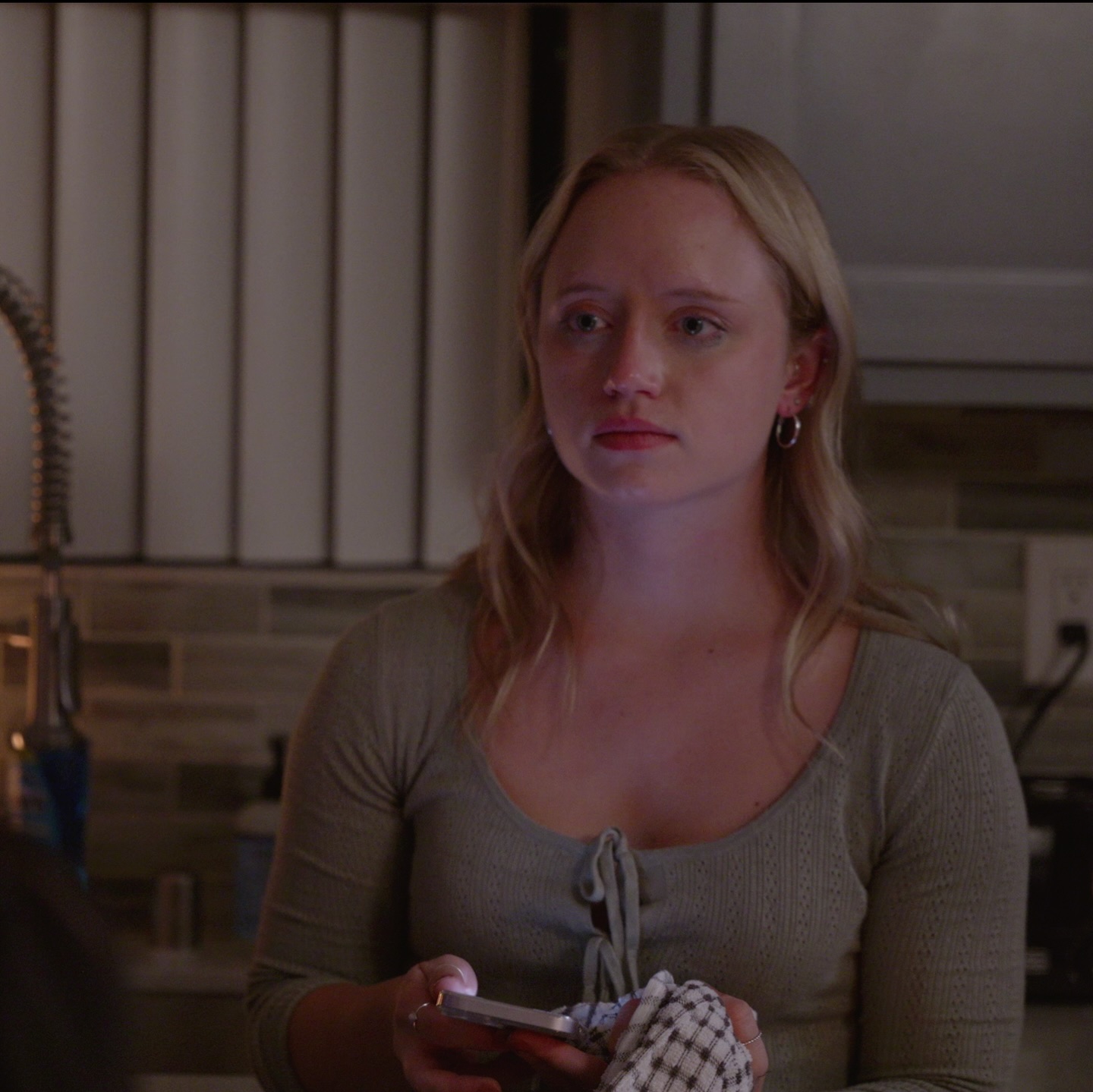 “Overgrown” coming soon…
Trailer out now https://youtu.be/KnD_EunYggc
I’m so excited for you all to see @leah_huffine short film when it comes out! Happy I was able to be apart of it.
Post 1 of 3
Written and Directed by: @leah_huffine
Director Of Photography: @mattatouille_
Starring: @leah_huffine, @kaitlinsanders, @rice.a.rona
Producers: @leah_huffine, @mattatouille_ , @gavinricharrd
Production Supervisor: @leah_huffine
Assistant Director: @sofiabraid
Script Supervisor: @laurenyork_
Sound Mixer: @gavinricharrd
Boom Operator: @gavinricharrd
Chief Lighting Technician: @mattatouille_
Costume Designer: @leah_huffine
Makeup Department Head: @jjlcreations
FX Makeup Artist: @little._.critter
Edited by: @leah_huffine, @mattatouille_, @laurenyork_
A Film Bro’s production @filmbros.studios
#shortfilm #losangeles #makeupartist