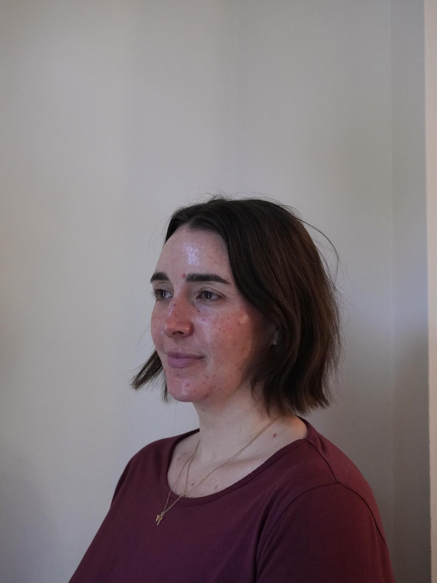 @seesamcut loves to create soft shapes while having a laugh.
Even though a cut can look like a classic bob it’s what what you don’t see right away that makes it special. A closer look will show you that hair can move with you, creating and enhancing your natural waves while holding volume without obvious layering.
All this captured in a dry cut service, so we can skip the wash if you prefer.
#dmvhair #dmvbob #alxva #explorealx