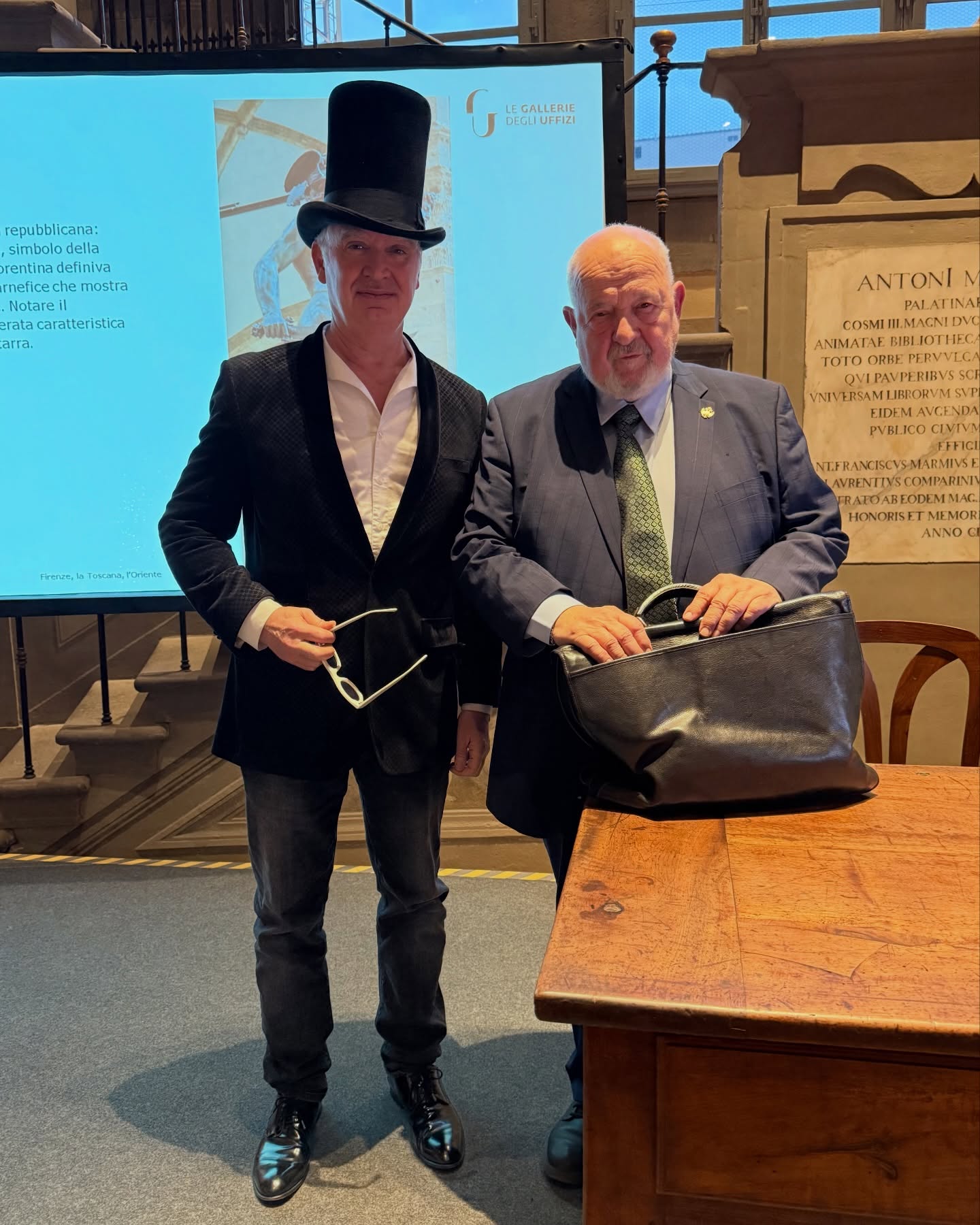 For the history of Art!! ✍️✍️✍️
Gallerie degli Uffizi, “Florence, Tuscany and the East”, 12 lectures with @franco.cardini
#art #history #kevinberlin