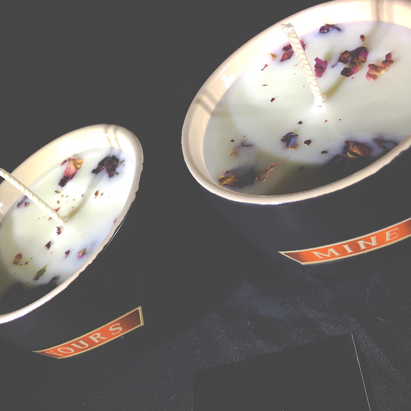 Today’s Candle Of The Day
“Love”
Scent:Rose & Vanilla With Rose Buds Infused
Color :Milk White
Stay Tuned For Our First Annual Holiday Online Sale Get A Chance To Try Out All Of Our Best Selling Products Plus Get A Chance To Win One Of Our Products Free !!
Cash App $1 To $brienaturals to be entered into the raffle giveaway winner will be announced on Black Friday
Raffle Ends Tonight !
To Preorder Candle/ Wax Melts Send Us A Message For More Info
#BrieNaturals #HomeMade #Natural #SoyWax #rose