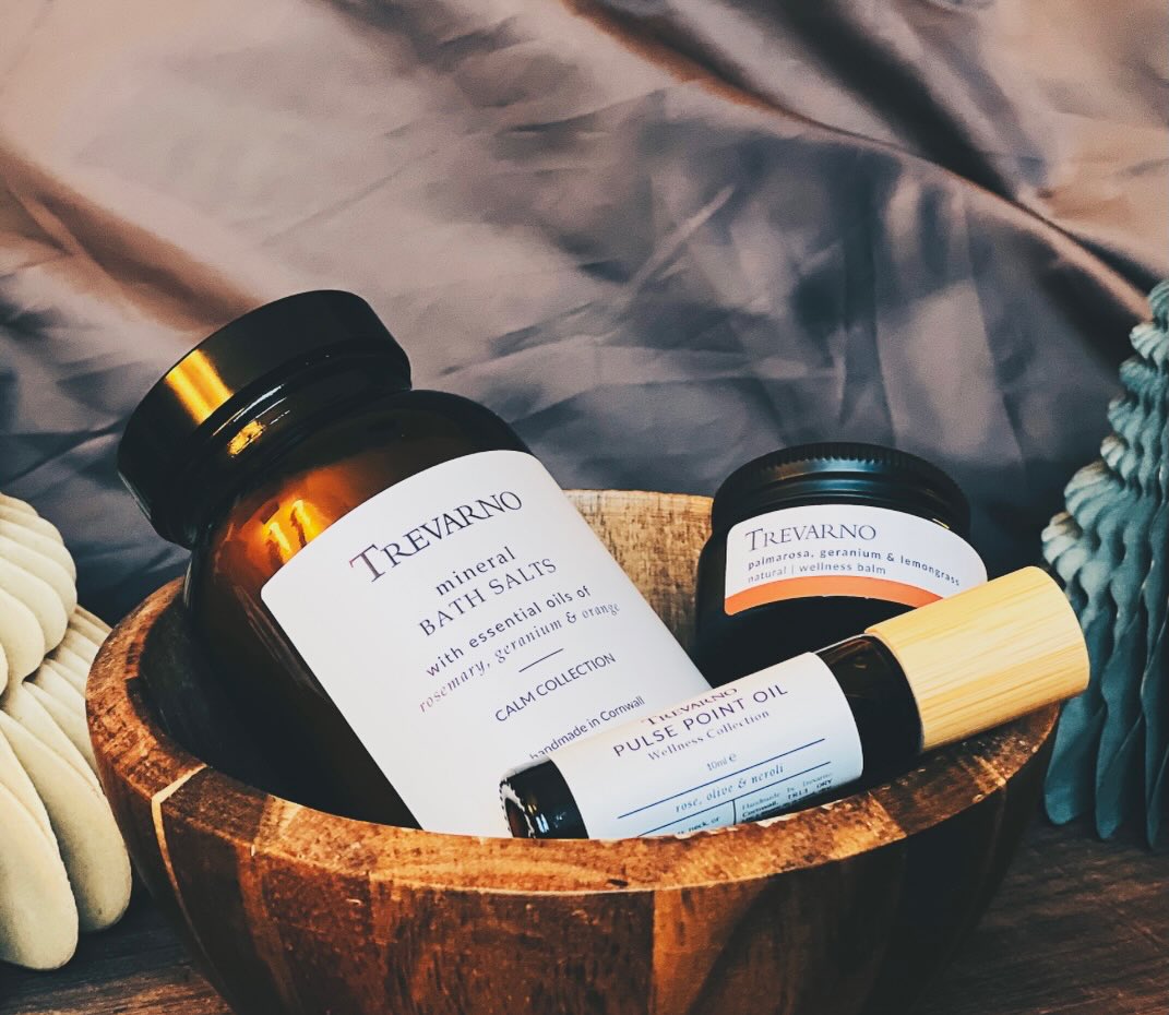 Sometimes the most thoughtful gifts are the ones that bring a small moment of calm to someone’s day.
10% off this weekend with code: WEEKEND10
#wellness #calm #organic #skincare #gifts