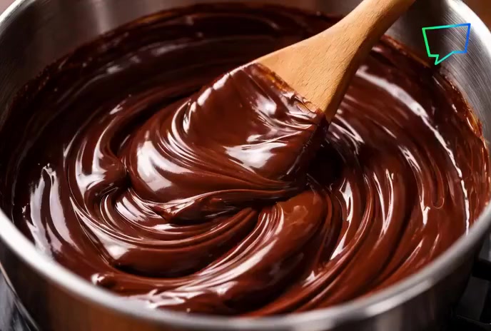 🍫 Komunikacija je kao čokolada.
Ako samo ubaciš sastojke – kakao, šećer i maslac – nećeš dobiti čokoladu.
Treba ih promiješati.
Temperirati.
Izbrusiti okus.
Isto vrijedi i za poruke.
Dobra komunikacija ima:
✨ malo gorčine
✨ malo slatkoće
✨ i pravu teksturu
Zato neke poruke ljudi lako “progutaju”, a neke ostanu gorke.
Cijeli tekst je u linku u bio.
#komunikacija #emocionalnainteligencija #storytelling #Communicato #psychology #osobnirazvoj