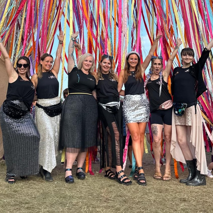 ✨ INTERNATIONAL WOMEN’S DAY ✨
Behind every successful woman is a tribe of women cheering her on. 🙌
So grateful for my incredible glitter team and all the amazing women who inspire and support me every day. 💖
.
.
#internationalwomensday2026 #iwd2026